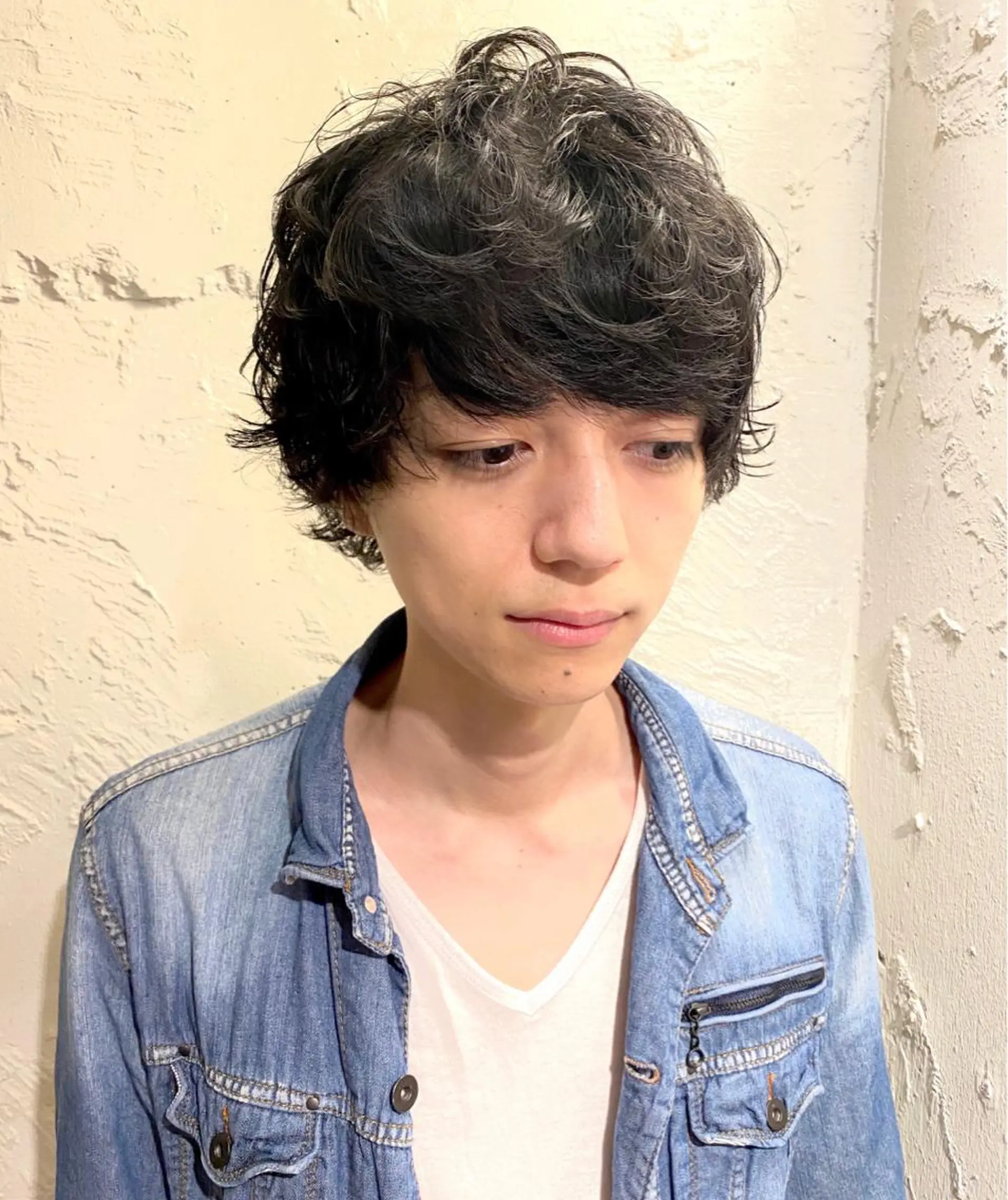 パーマ メンズ 推しカラー オタク美容師 山本のヘアスタイル