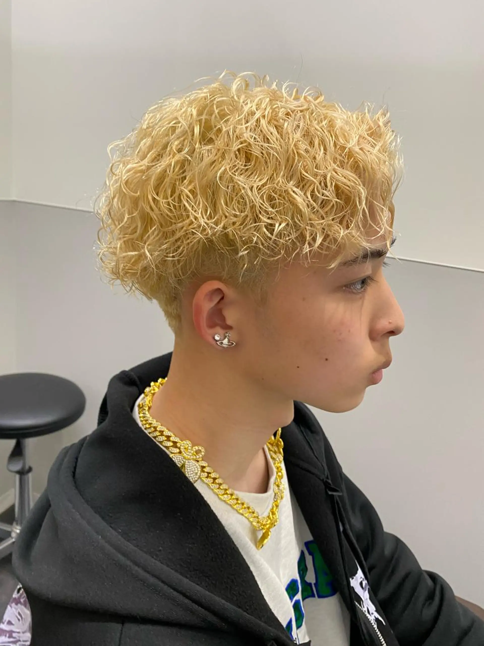 カラー パーマ メンズ パーマ、髪質改善 菊地美月のヘアスタイル