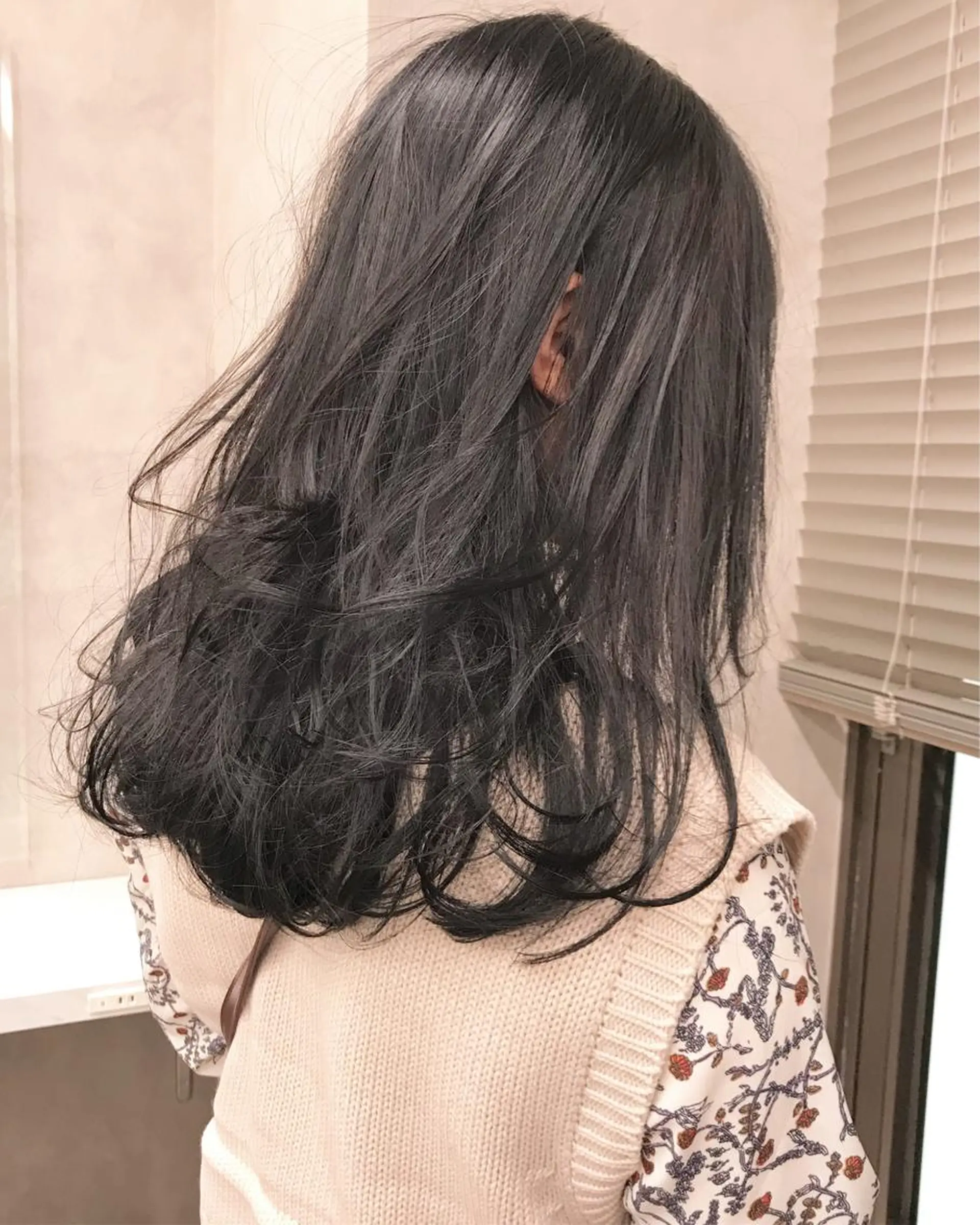 セミロング カラー 透明感カラー Alea by  little横浜所属・💞あざと可愛い💞 児玉大地のヘアスタイル