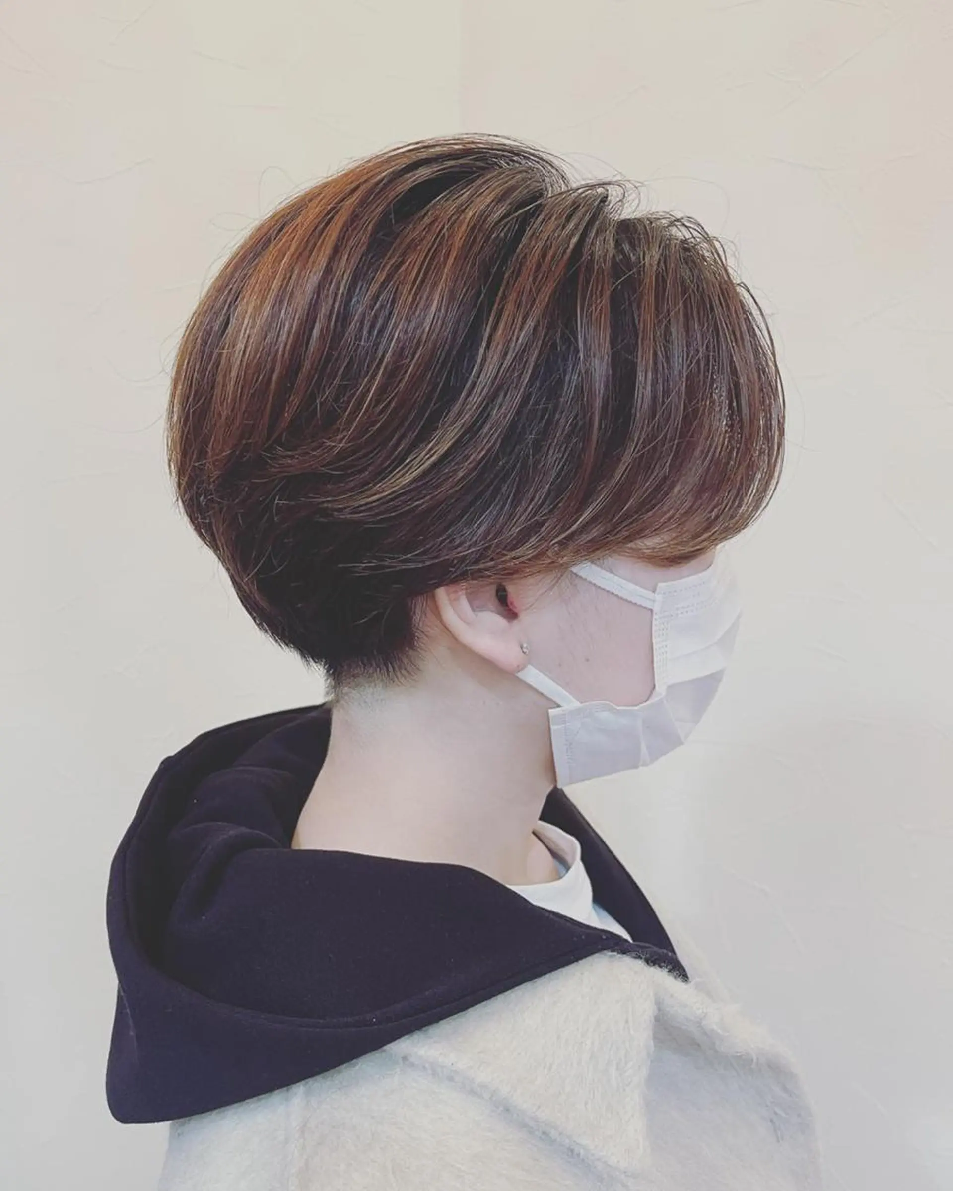 ショート カラー ダブルカラー ハイライトカラー インナーカラー ハイライト 髪質改善 justbeauty CiNQのヘアスタイル