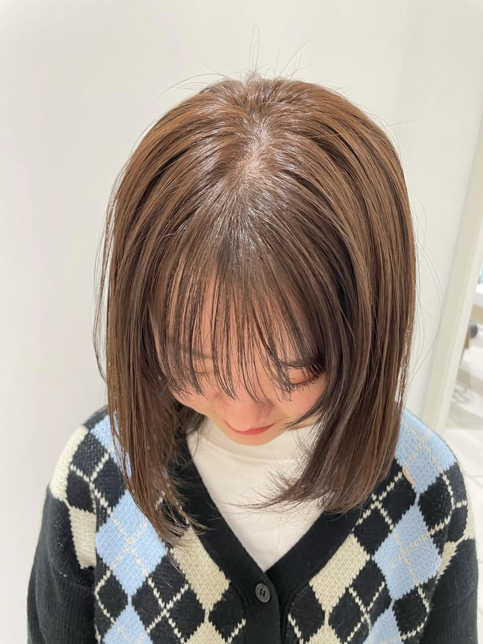 セミロング カラー ブリーチ ブリーチなしカラー momoka ［pejite]のヘアスタイル