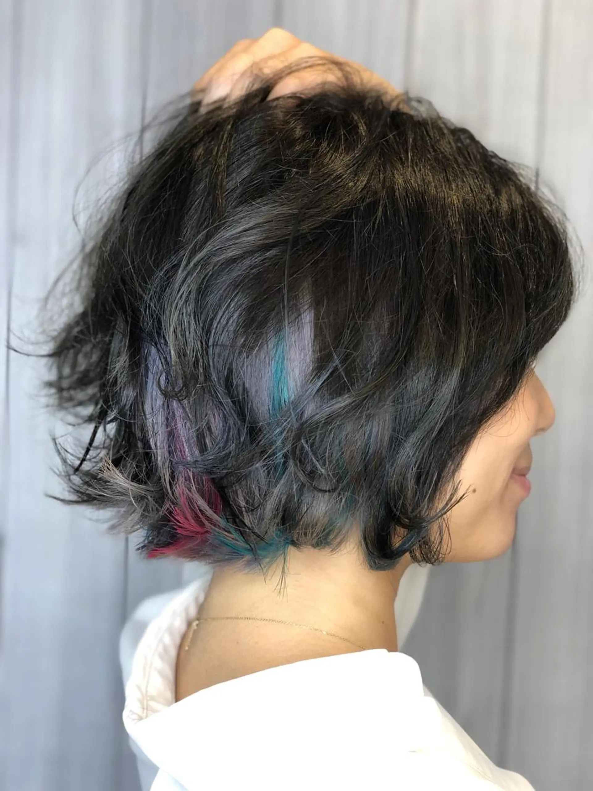 ショート カラー インナーカラー 低ダメ高明度 低ダメ高明度ハイトンのヘアスタイル