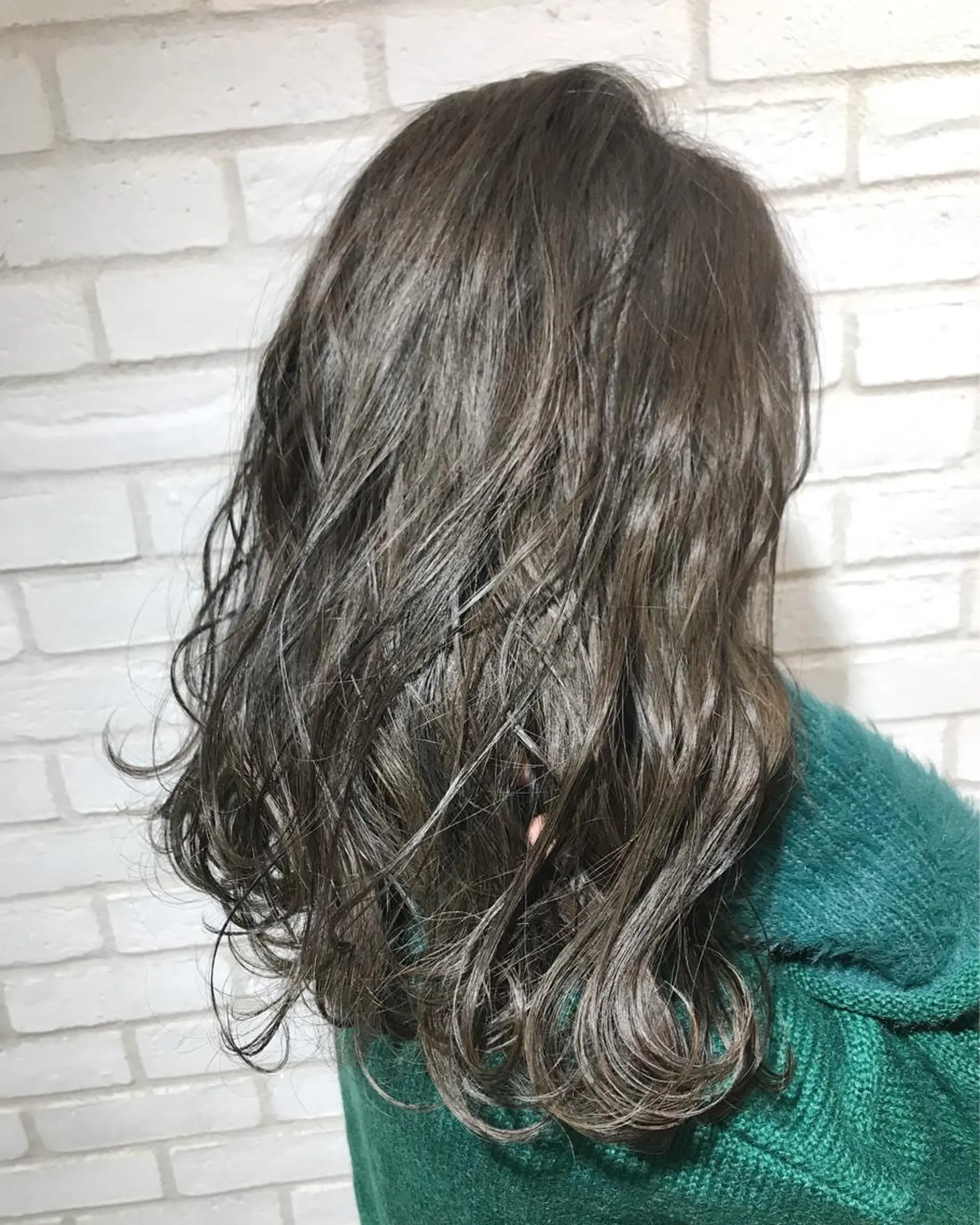 カラー グレージュ HIRO. ★のヘアスタイル