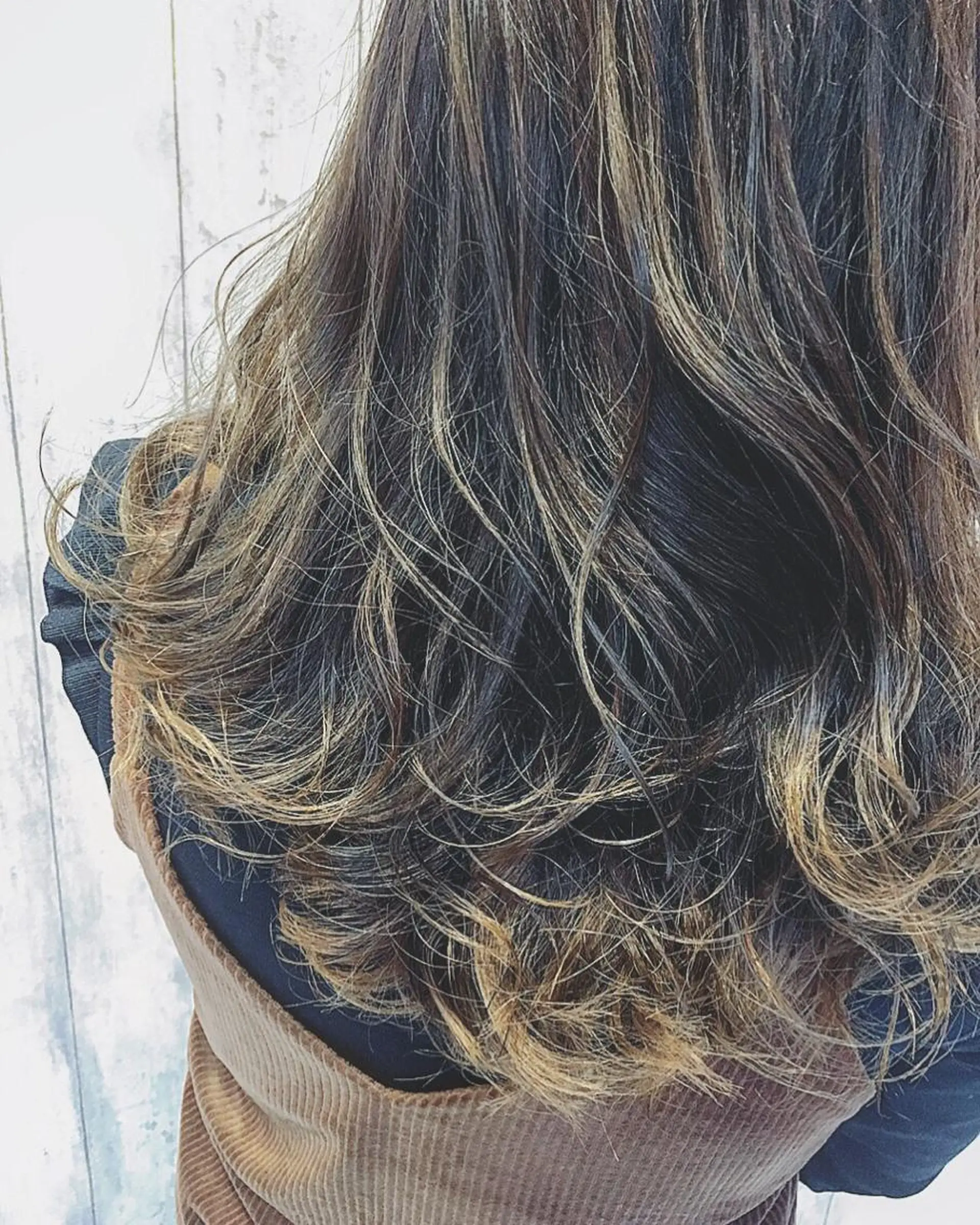 ロング カラー ヘアアレンジ ハイライトカラー ハイライト boutique misakiのヘアスタイル