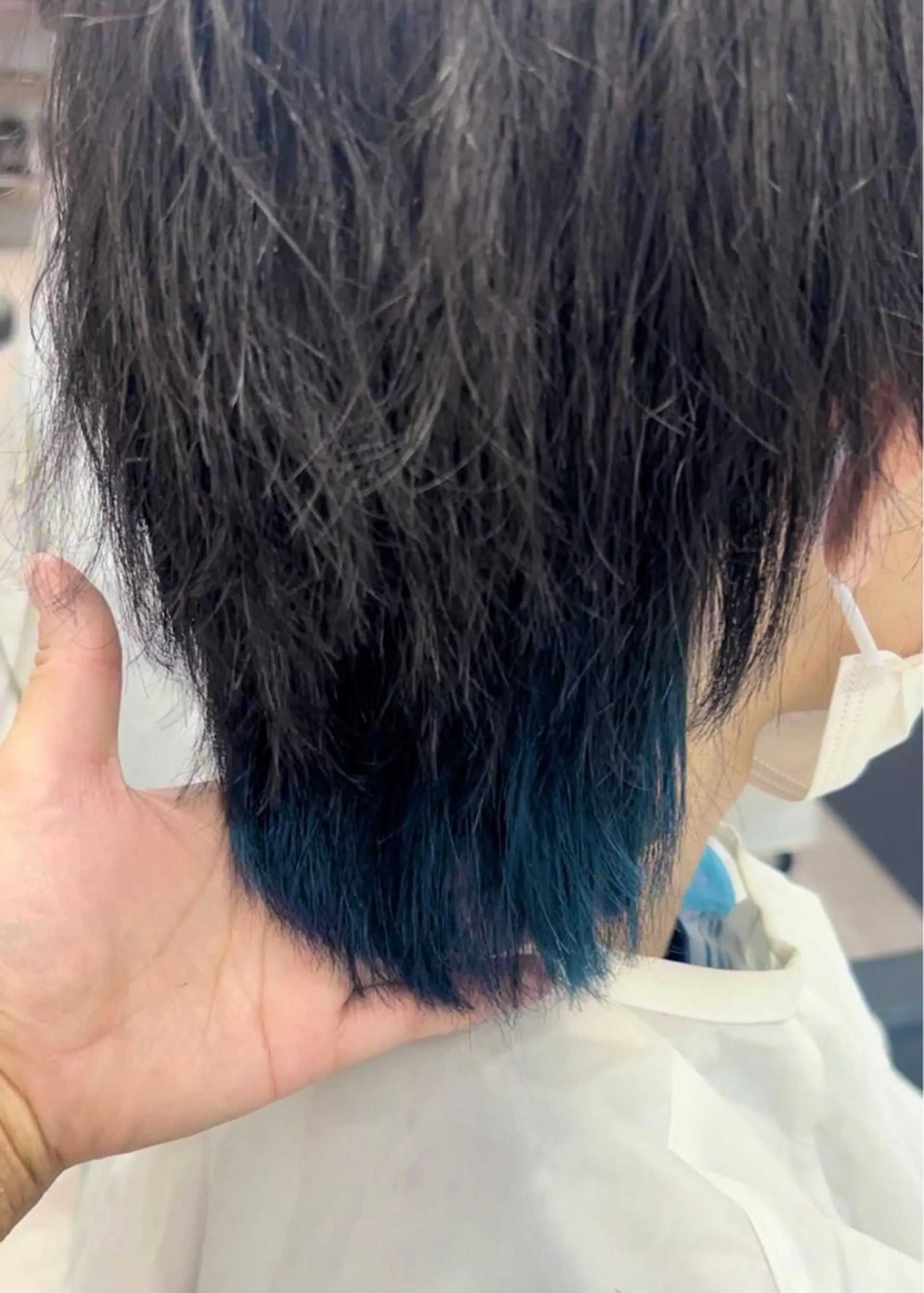 カラー メンズ アイブロウ 曲がる縮毛矯正 LIBER 　岩名のヘアスタイル