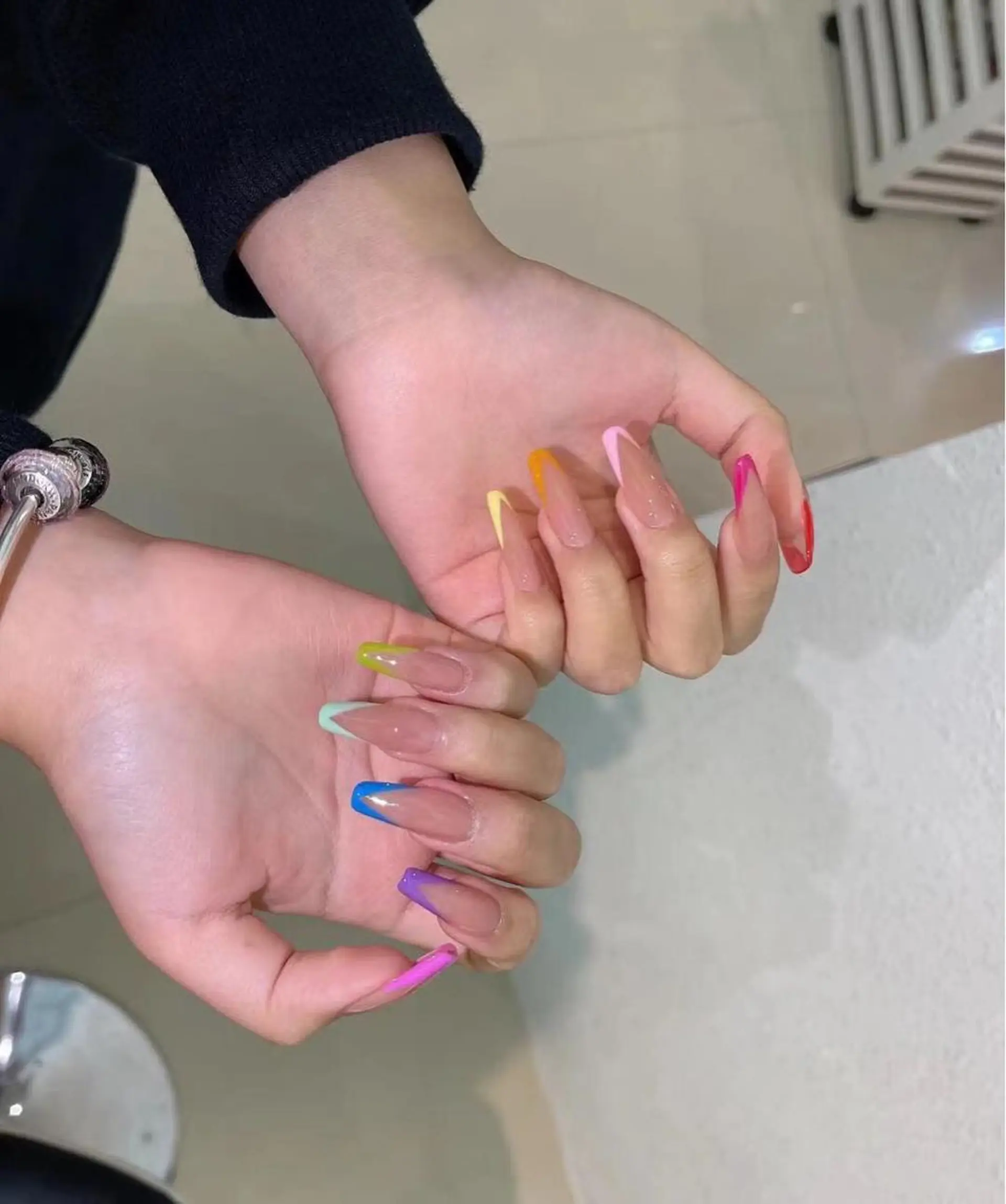 ネイル フレンチネイル RI SA☀️ リサのネイルデザイン