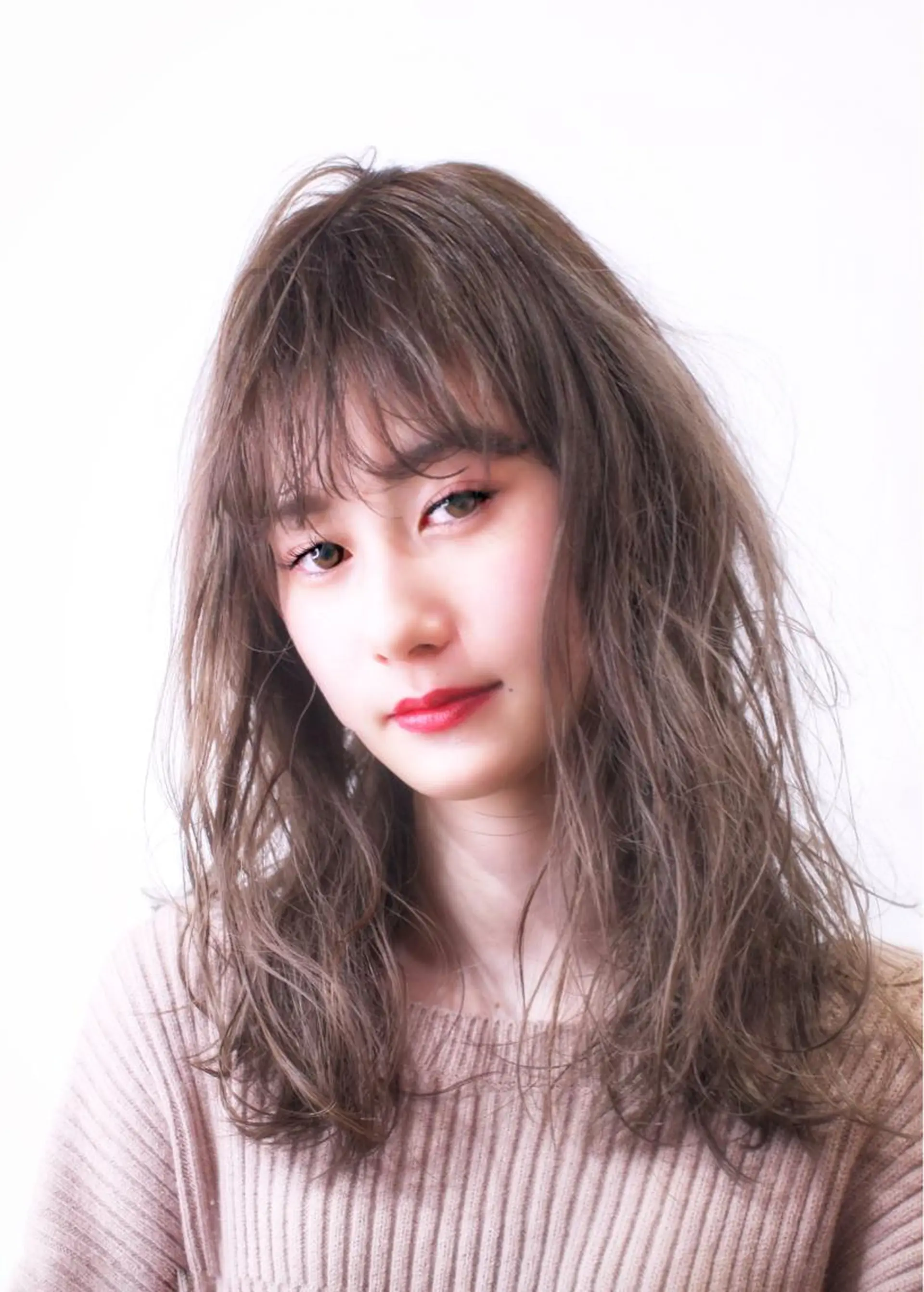 セミロング ヘアカラー CUORE クオーレのヘアスタイル