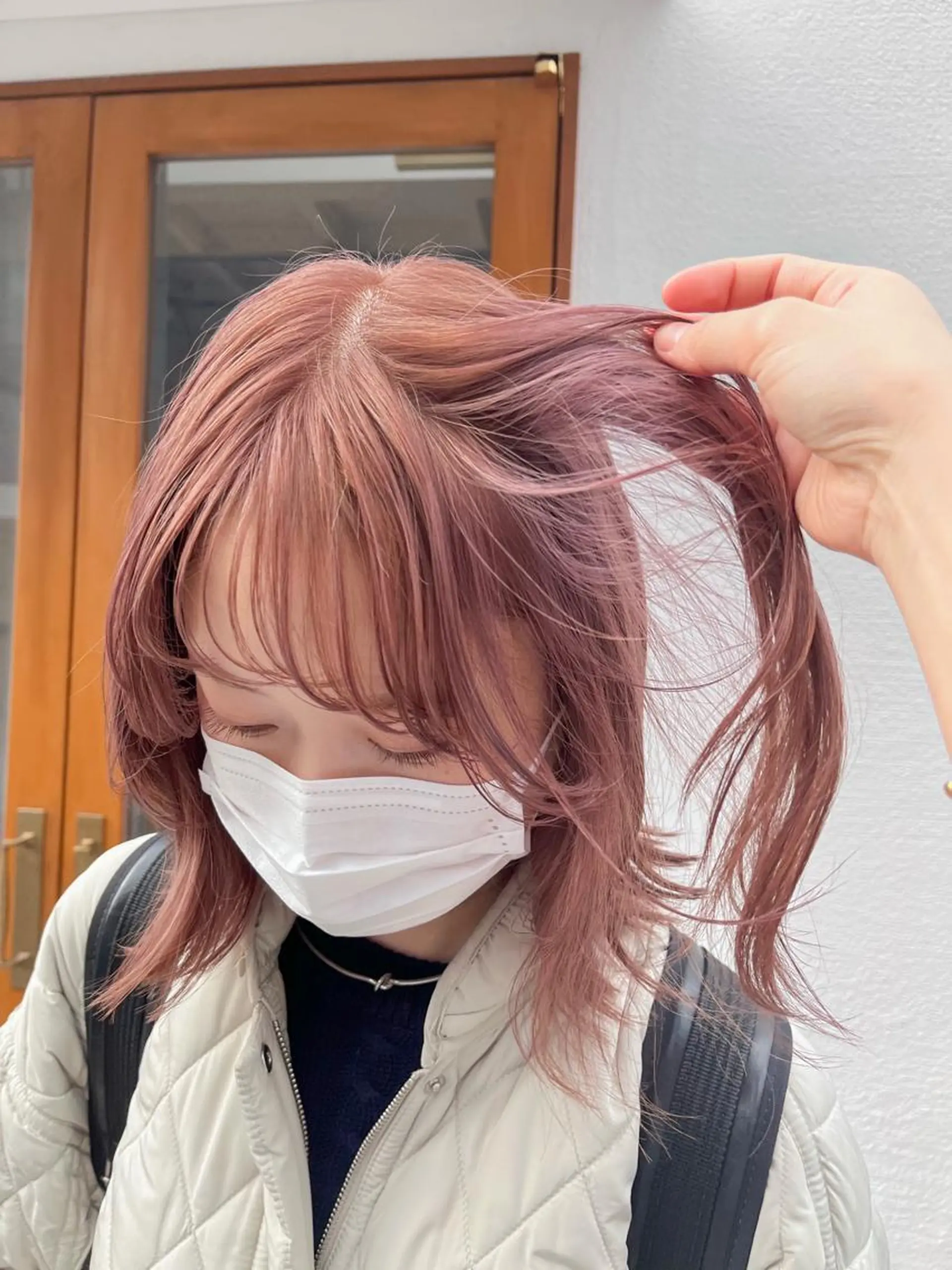 ミディアム ボブ/色素薄めカラー RISAのヘアスタイル