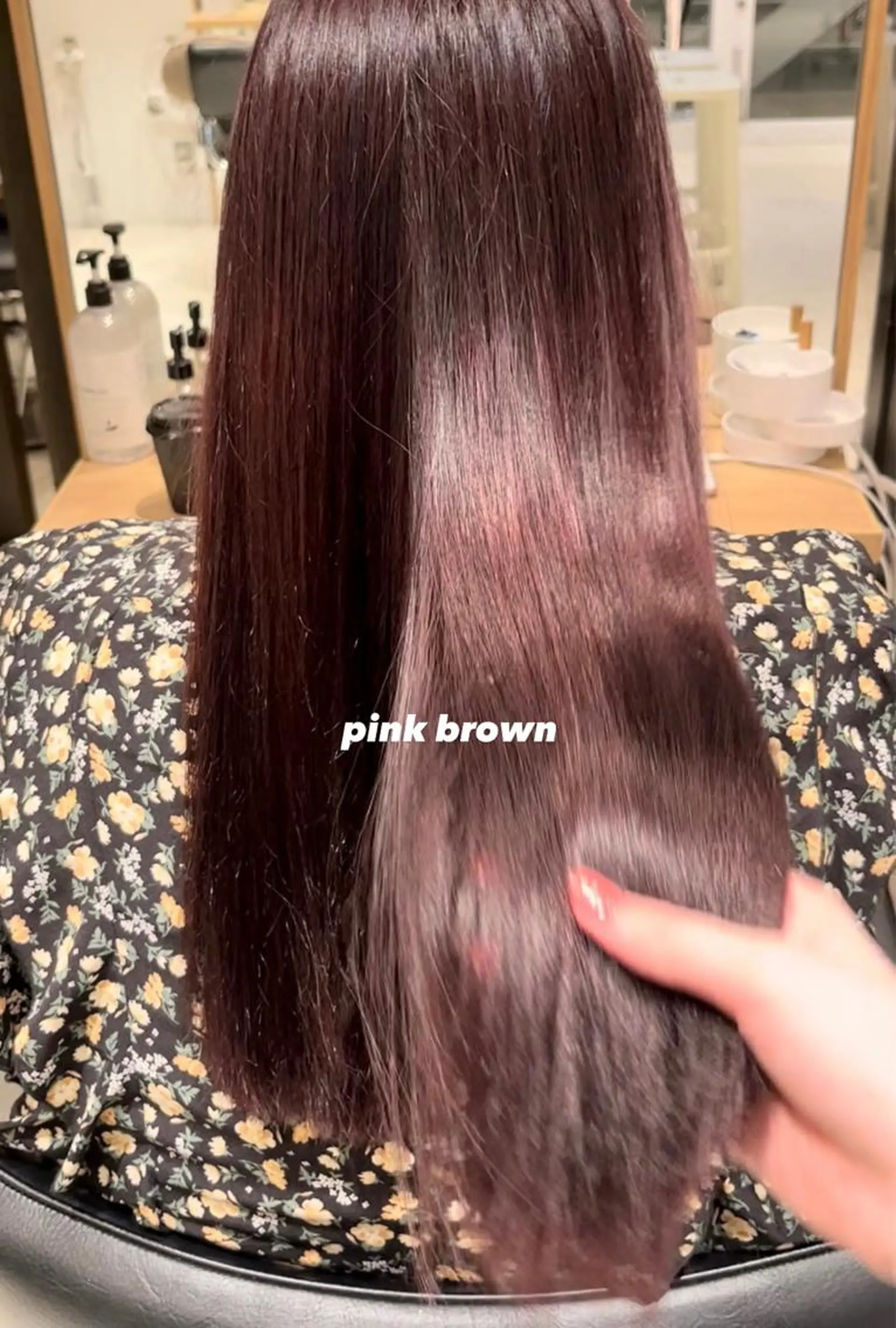 ロング カラー ヘアアレンジ ブリーチ ブラウンカラー ダブルカラー ブリーチなしカラー ピンクカラー ヘアカラー トリートメント ヘッドスパ ヘアセット MAYU/上質ハイト ーン/レイヤーのヘアスタイル