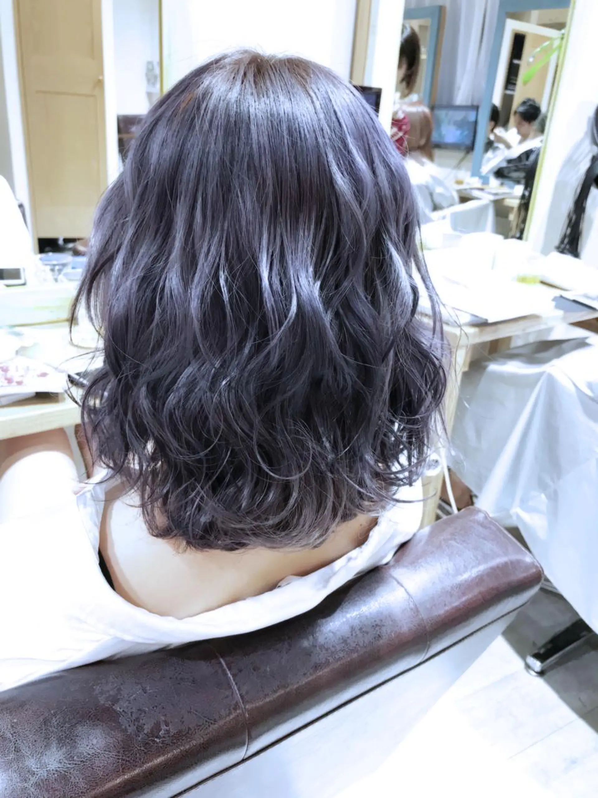 セミロング カラー パーマ ヘアアレンジ メンズ キッズ ネイル マツエク・マツパ バレイヤージュ/ 髪質改善/渡邉悟🌱のヘアスタイル