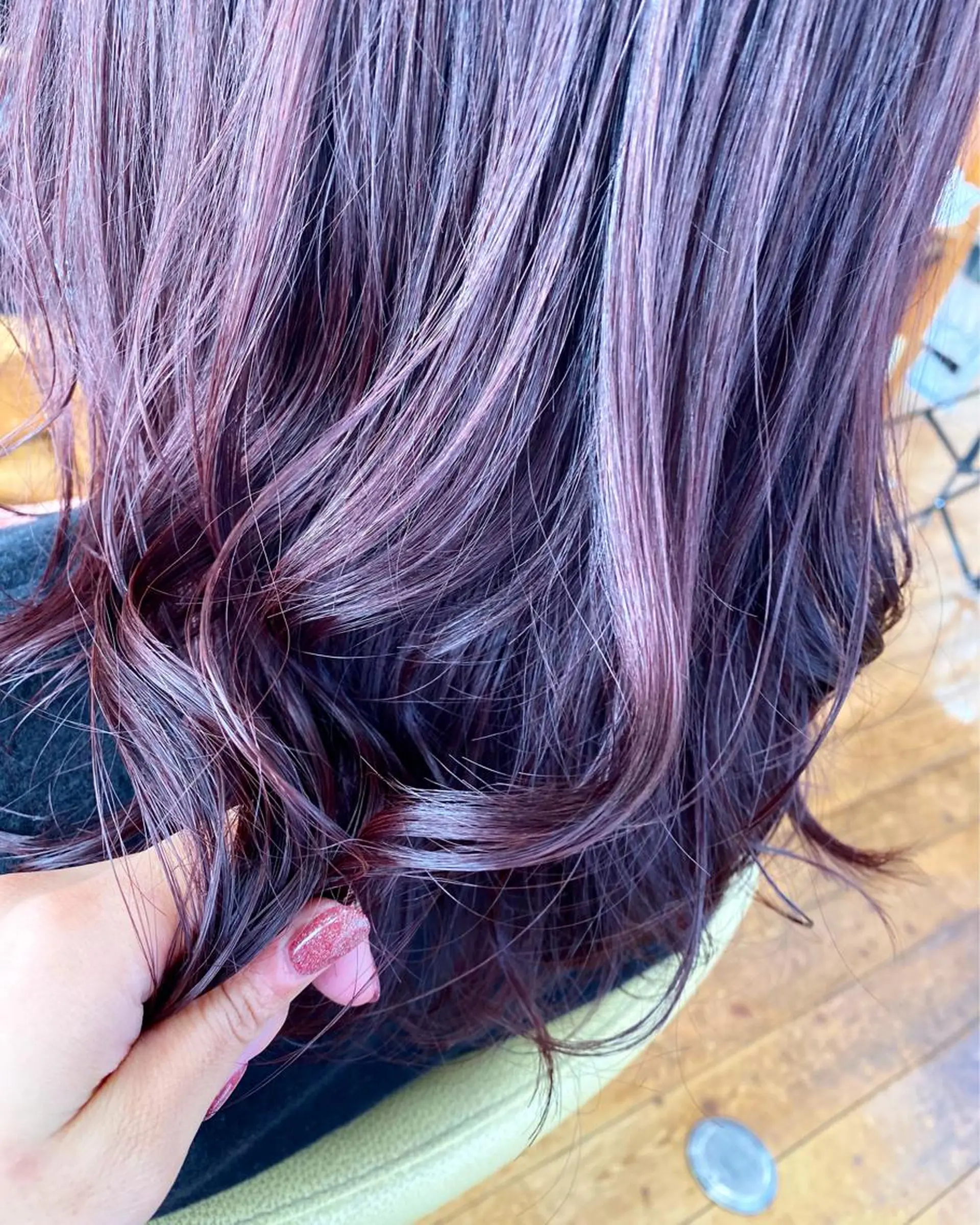 セミロング カラー 荒木 ひろかのヘアスタイル