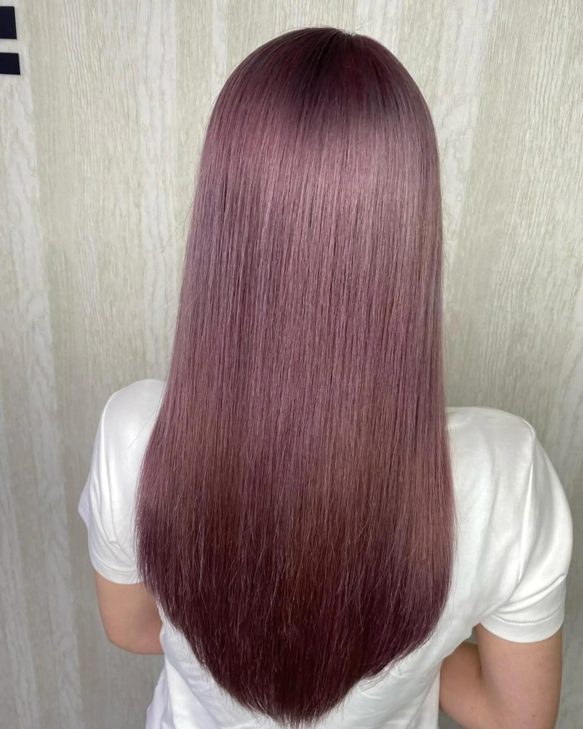 ロング カラー ベージュカラー ハイトーンカラー ラベンダーカラー ラベンダーベージュ UNDER vr 【アンダーバー】のヘアスタイル