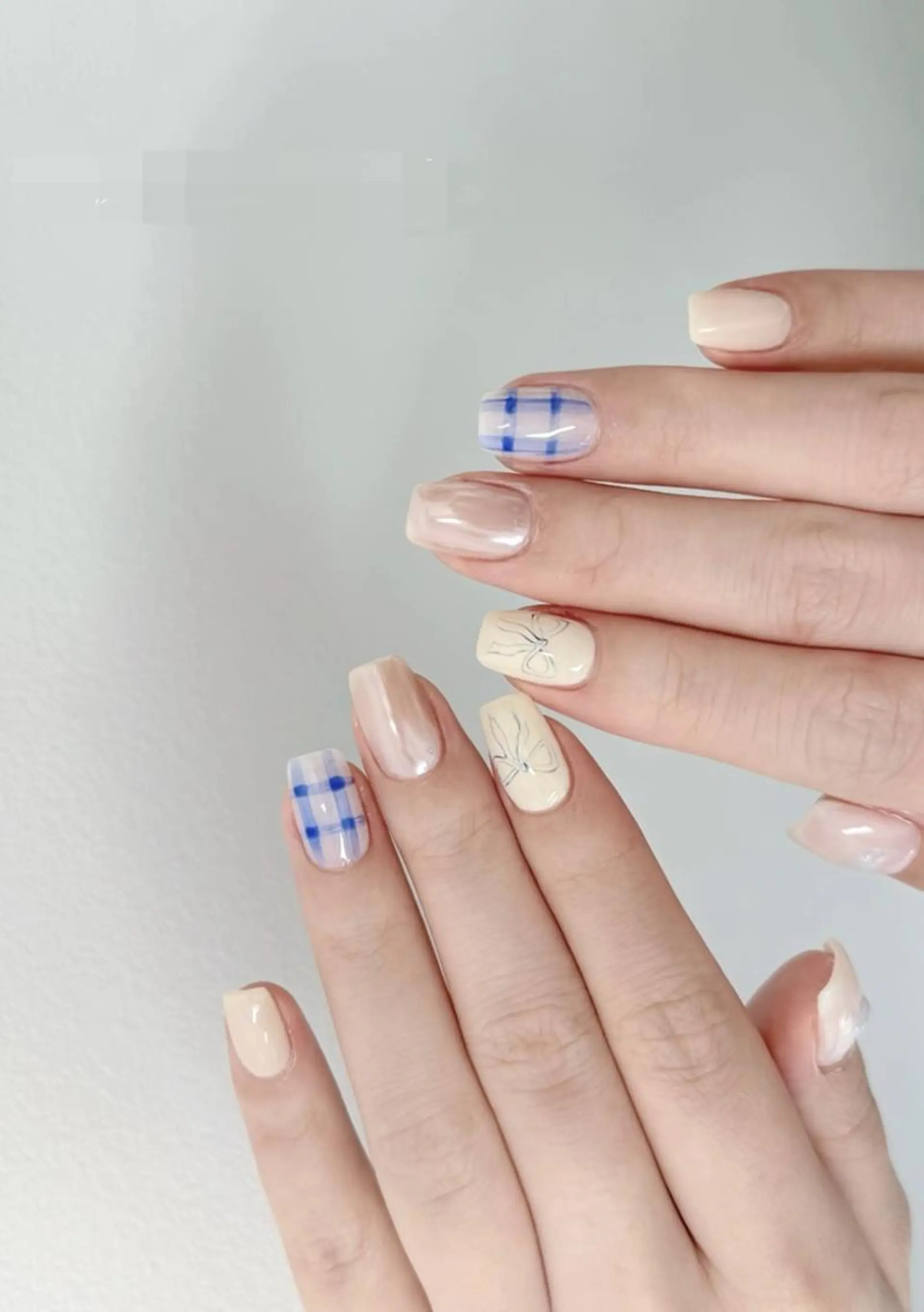 ネイル ハンドネイル RAFFINE haru🦋🩵のネイルデザイン