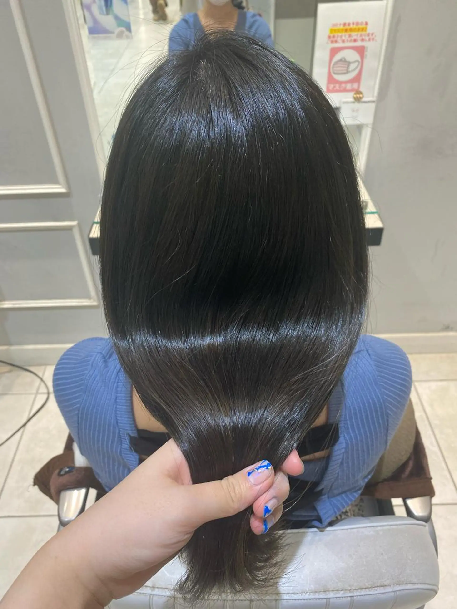 セミロング カラー トリートメント 酸熱トリートメント 韓国ヘア🍒渡辺 咲🍒のヘアスタイル