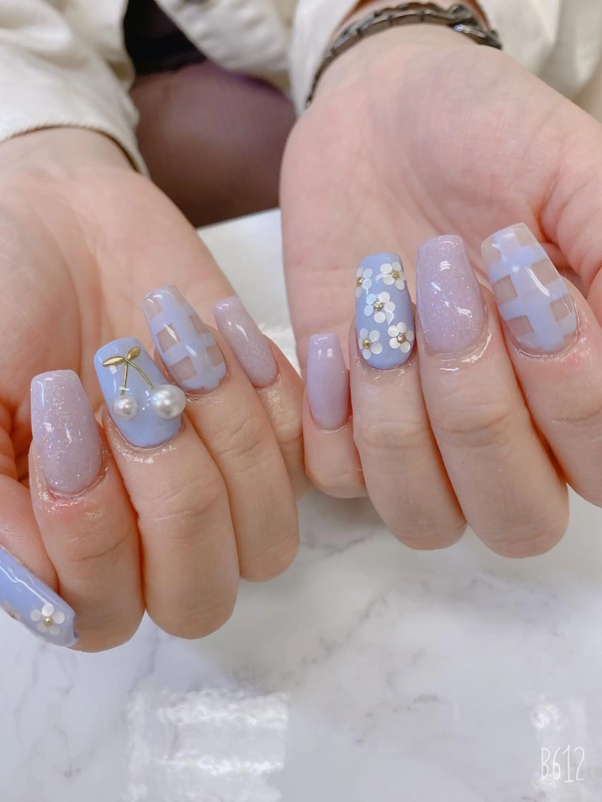 セミロング JNA認定講師🌸 RIEのネイルデザイン