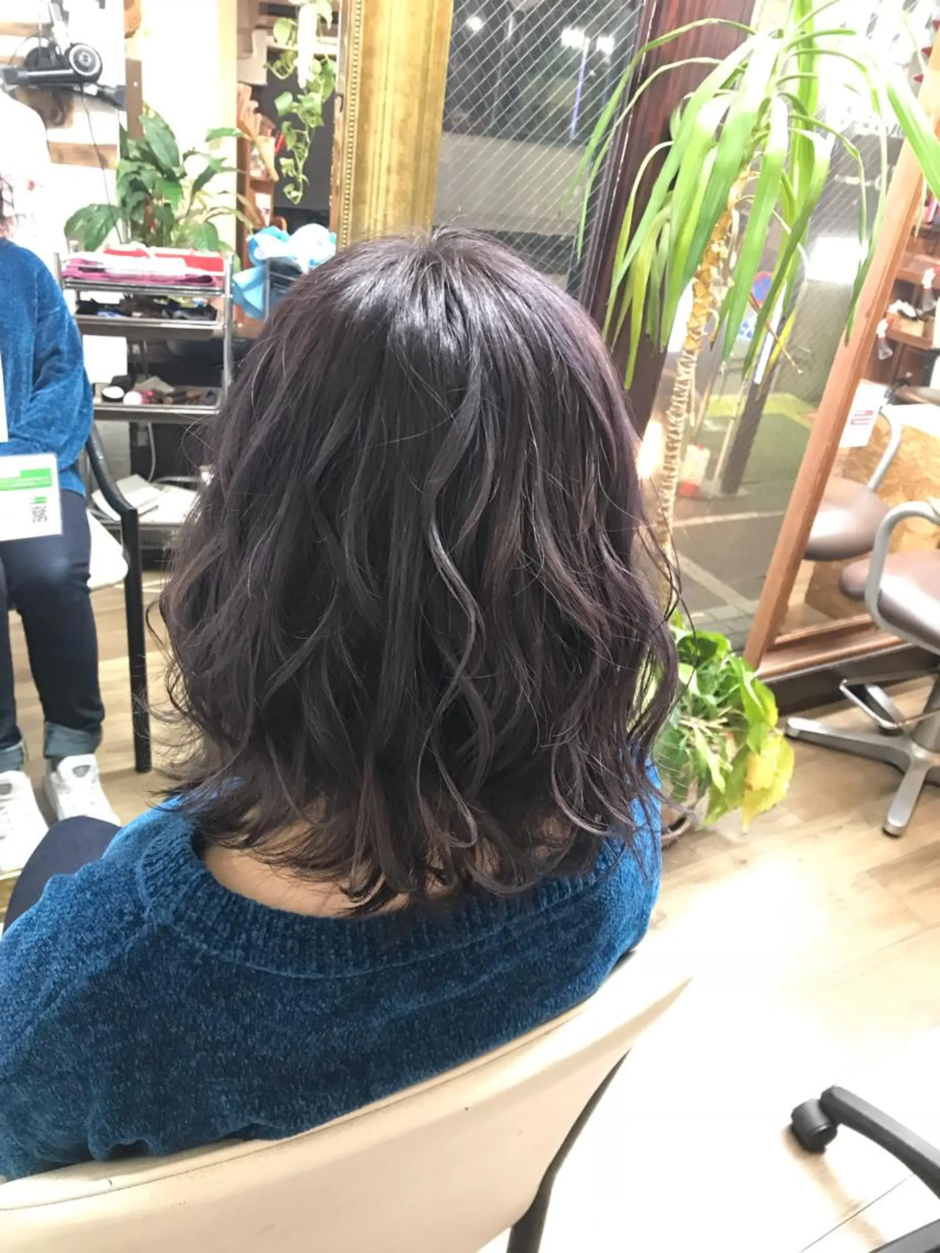 ミディアム カラー ヘアアレンジ アッシュ パープルカラー パープルアッシュ 牧野 なつきのヘアスタイル