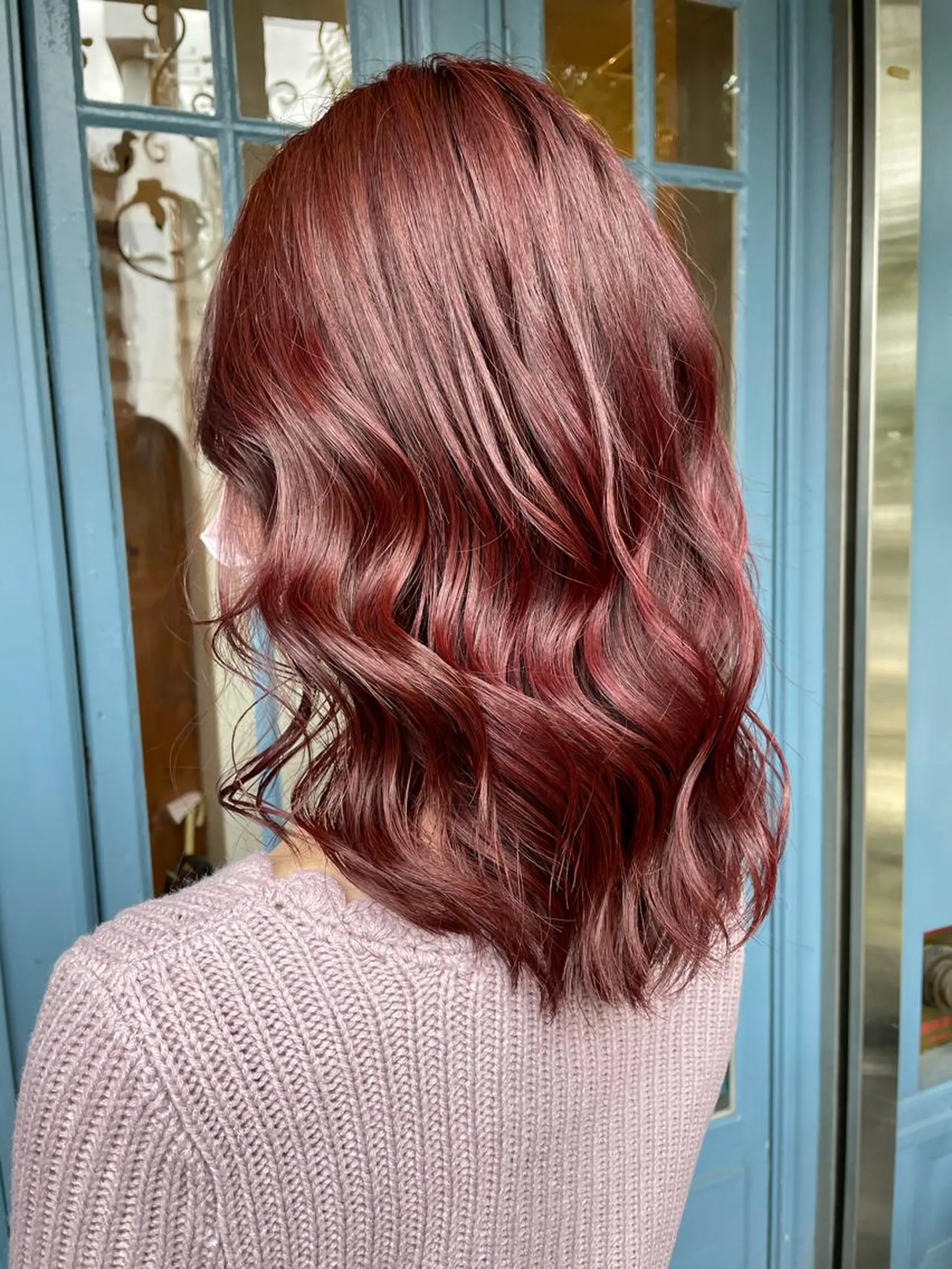 セミロング ブリーチ毛矯正.髪質 改善.髪にドラマをのヘアスタイル