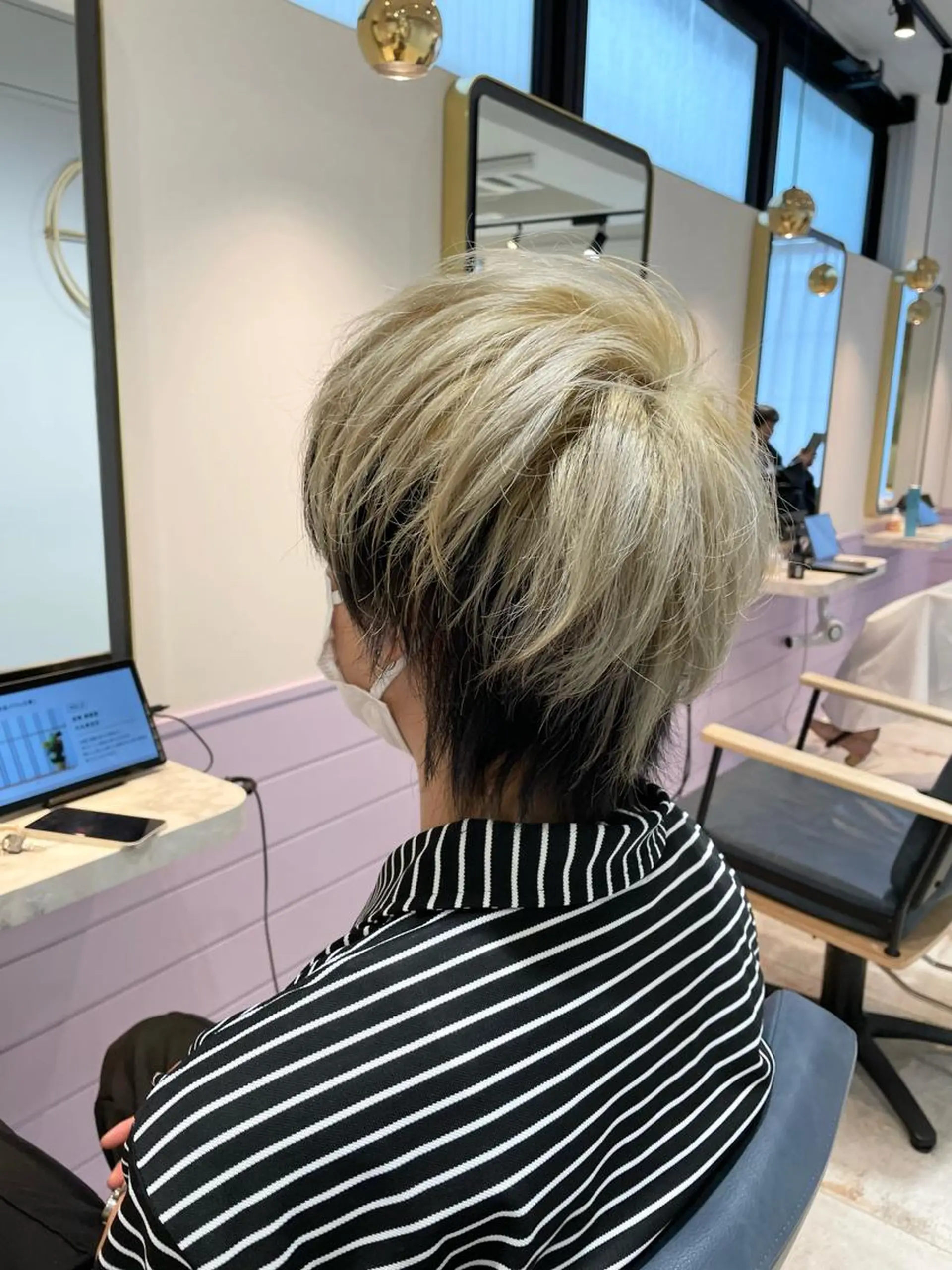 ショート カラー メンズ メンズブリーチ メンズハイトーン メンズインナーカラー メンズ韓国風 ベージュカラー カット ヘアカラー 新宿御苑前/新宿 Ryuseiのヘアスタイル