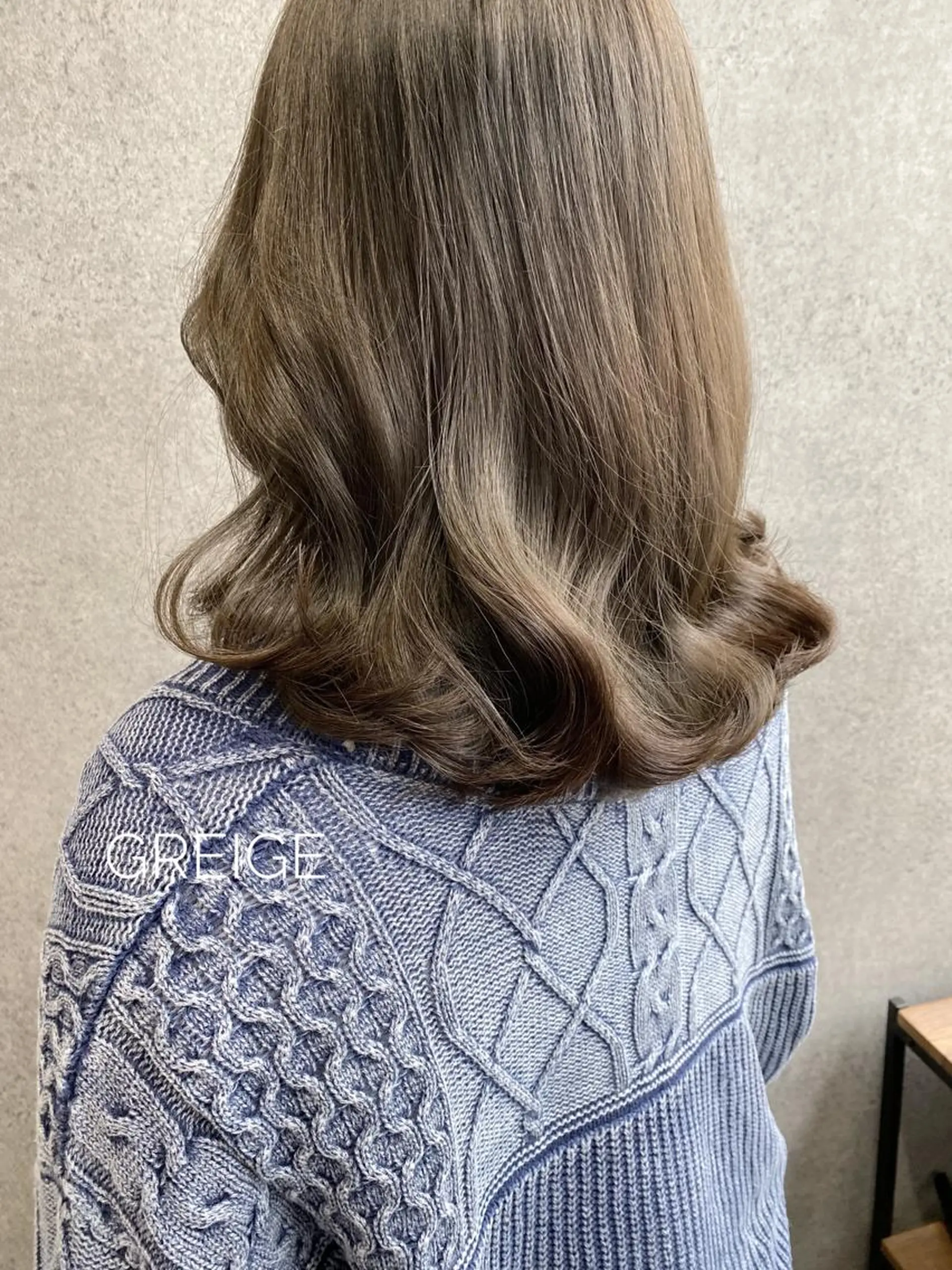ミディアム カラー ブリーチ ケアブリーチ ハイトーンカラー 髪質改善 ヨシンモリ YUKA🐻❄️ 🎀当日予約ok/のヘアスタイル