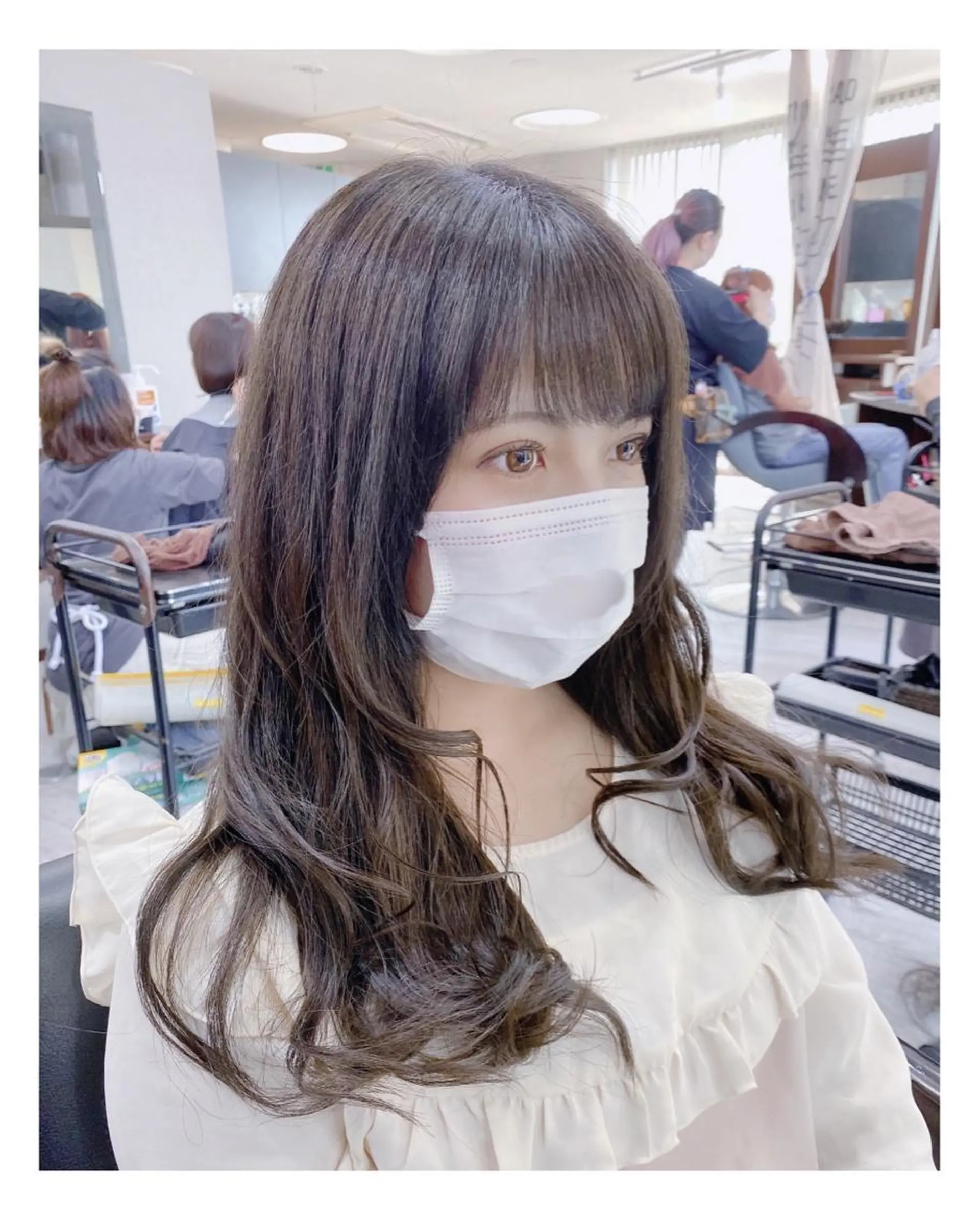 ロング カラー グレージュ オリーブグレージュ オリーブグレー カット ヘアカラー トリートメント ＊横浜駅＊ 金子 誠也のヘアスタイル