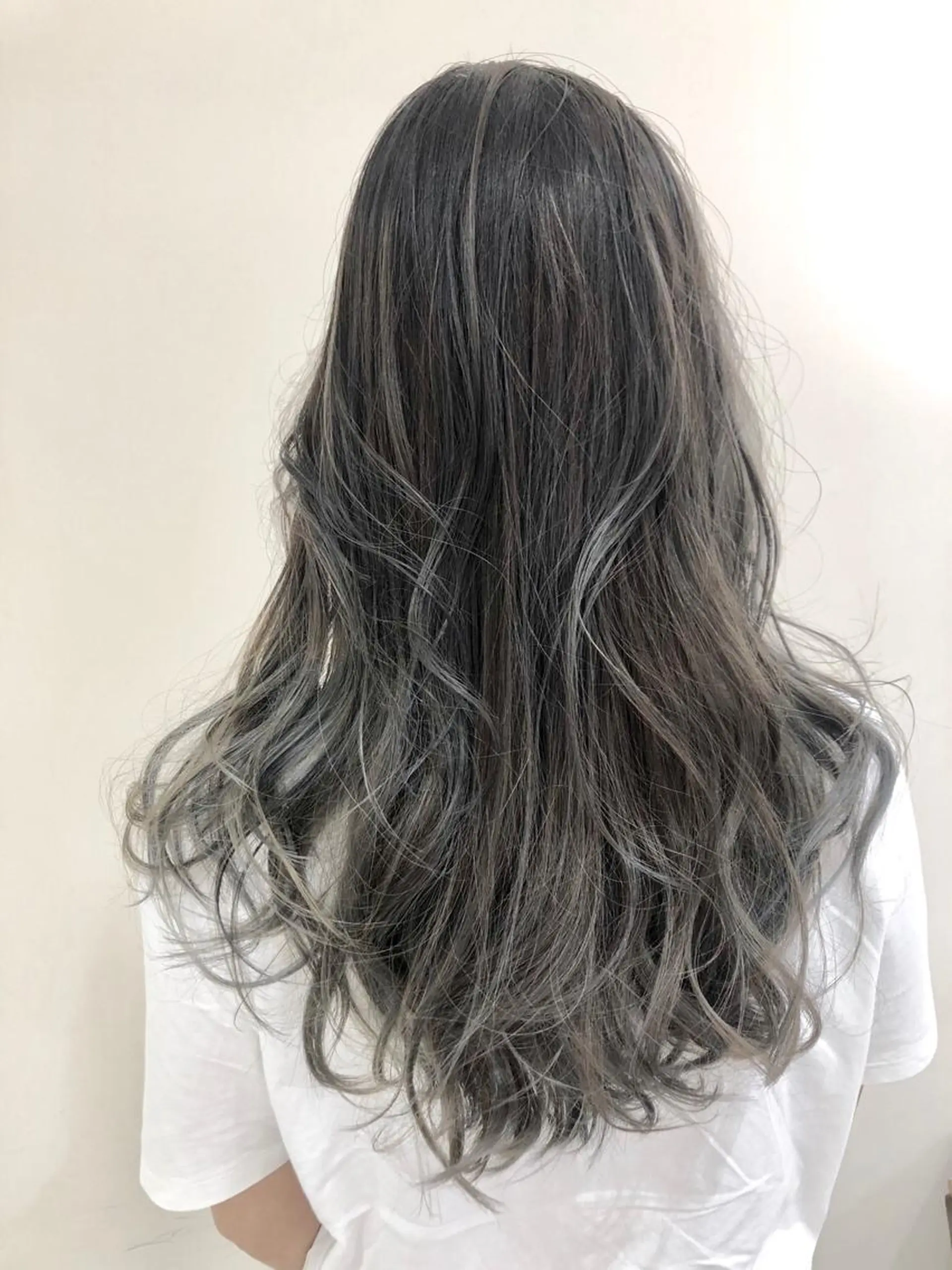 ロング カラー ヘアアレンジ marju銀座 マージュギンザのヘアスタイル