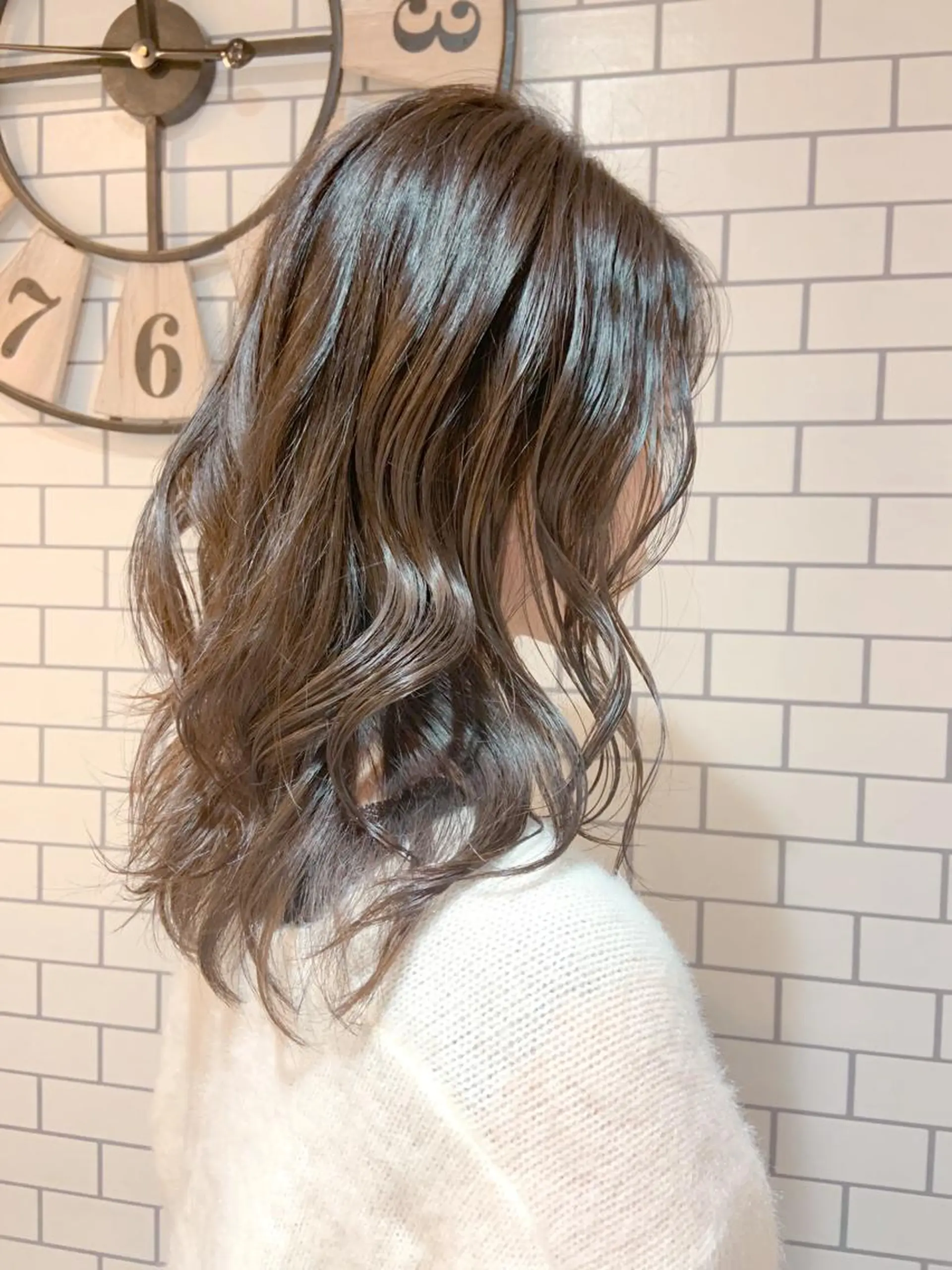 セミロング カラー ヘアアレンジ 透明感カラー ハイトーンカラー 韓国hair🦋 Nanaのヘアスタイル