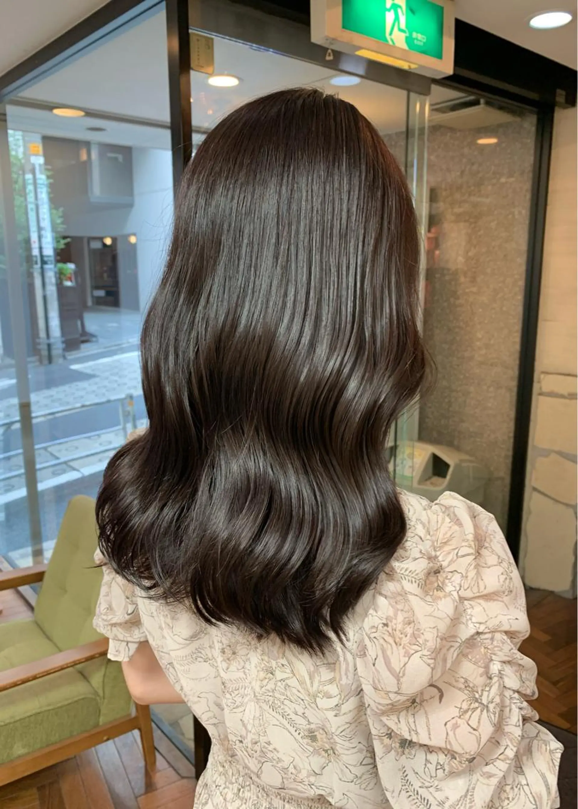 セミロング カラー ブラウンカラー ラベンダーカラー ラベンダーブラウン LUMO所属・矢野 晃平のヘアスタイル