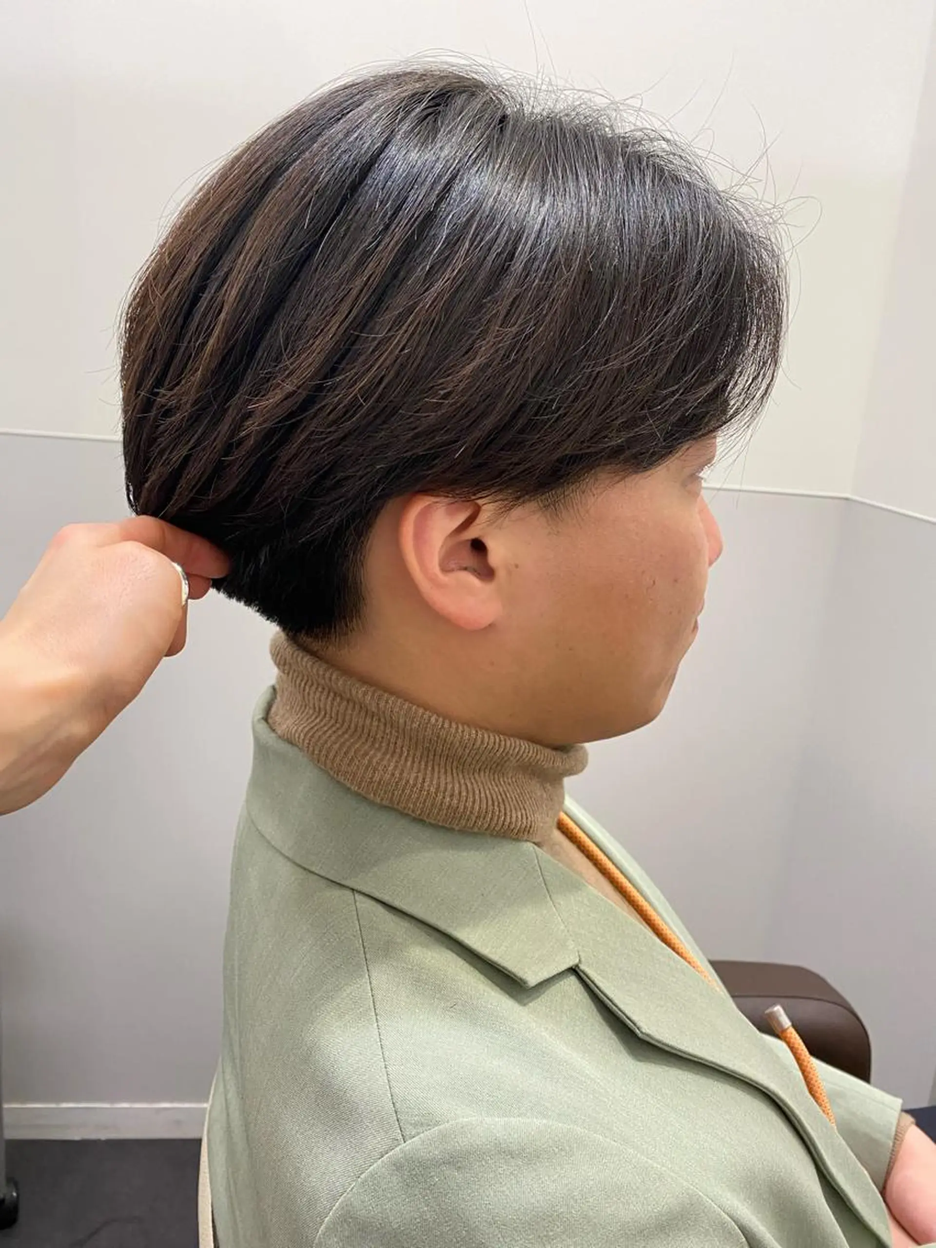 メンズ カット トリートメント パーマ、髪質改善 菊地美月のヘアスタイル