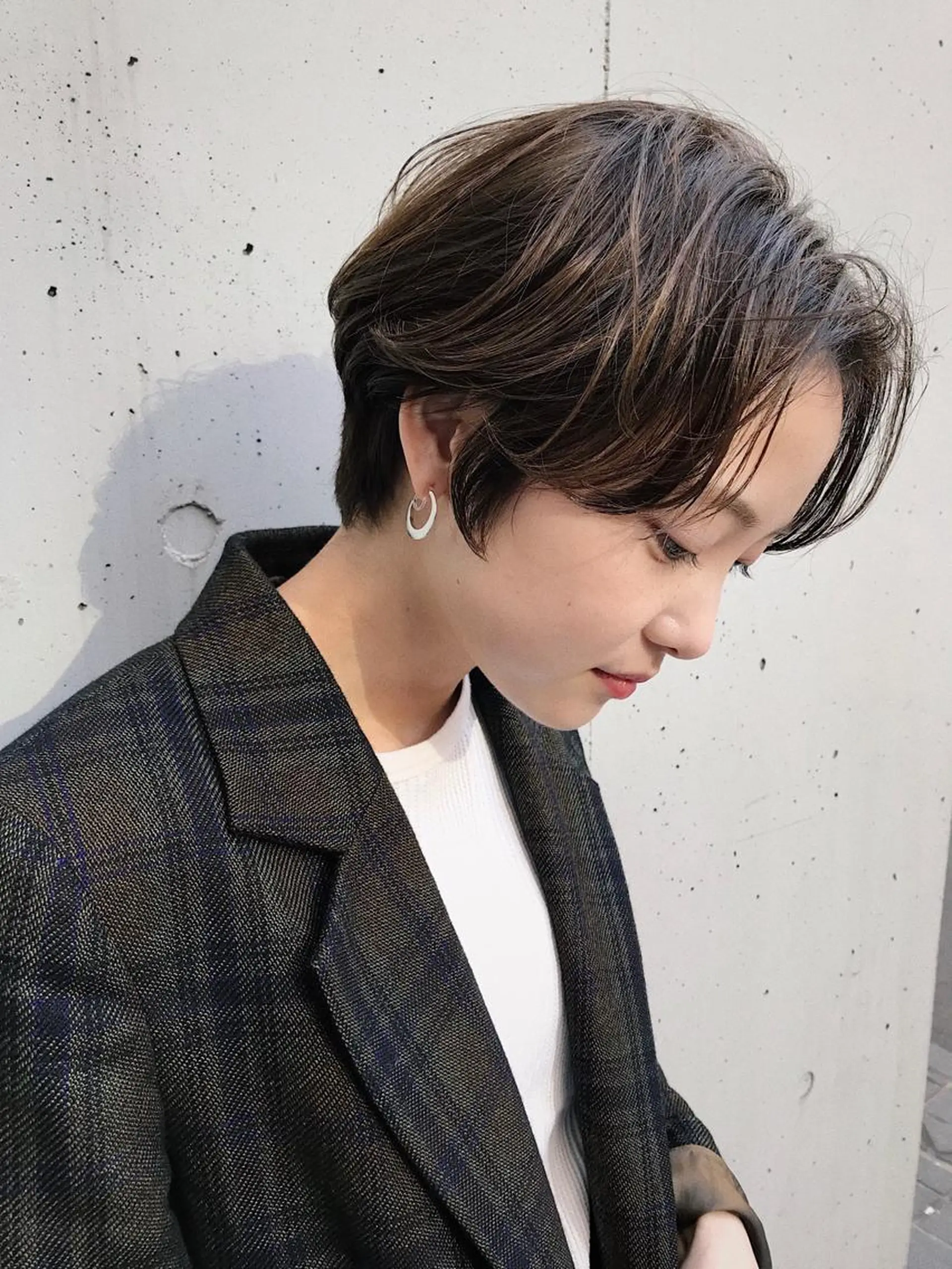 ショート カラー パーマ ヘアアレンジ ハンサムショート ショートヘア 小顔カット カット ヘアセット 松田 亮葉のヘアスタイル