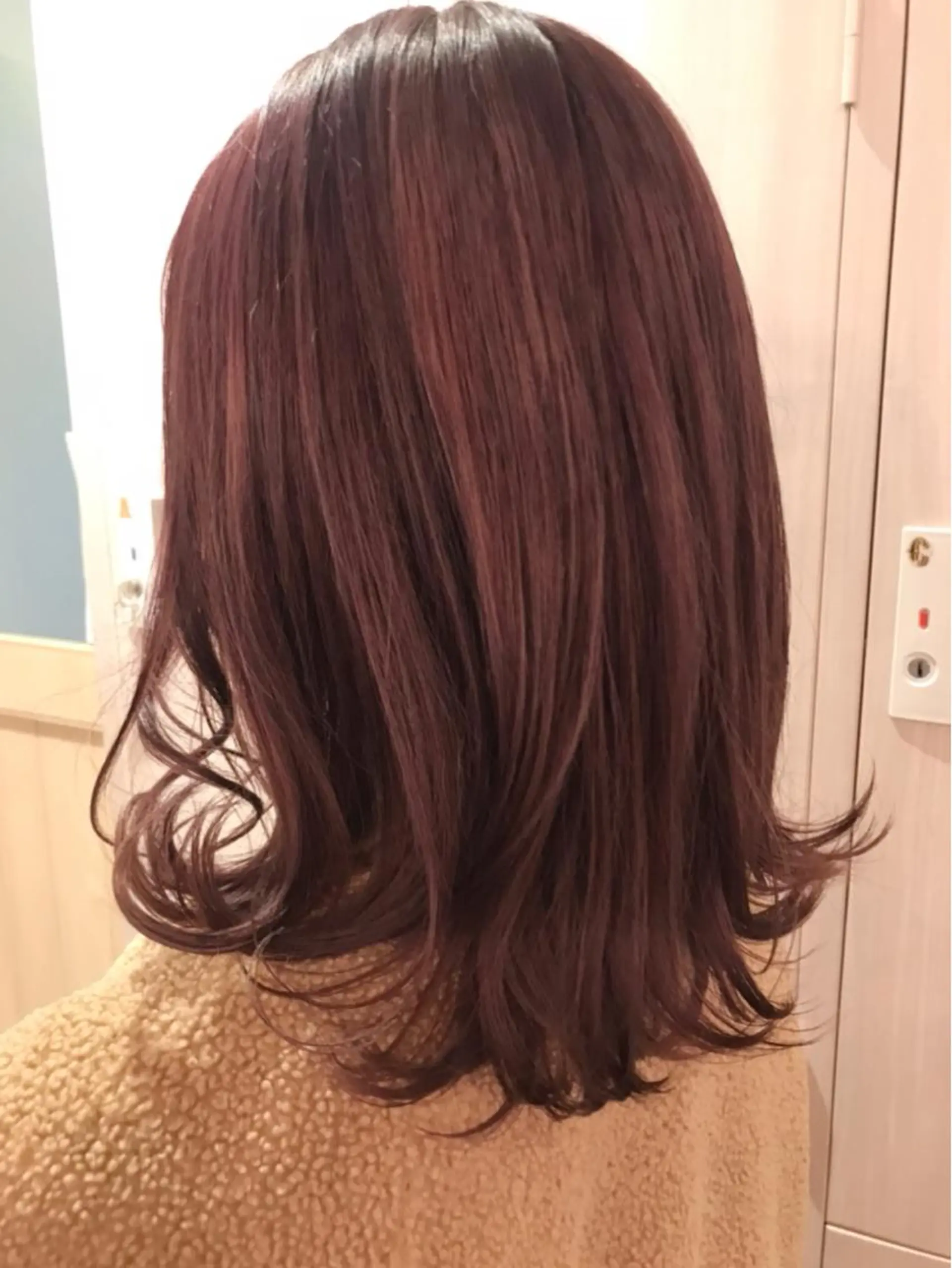 ミディアム カラー yah iroのヘアスタイル