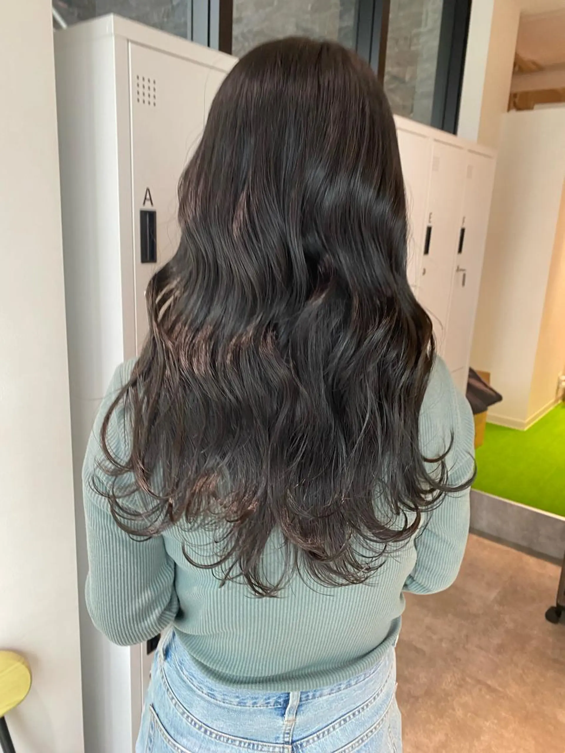 ロング カラー 透明感カラー グレージュ カット ヘアカラー トリートメント オスズ 🎀´-のヘアスタイル