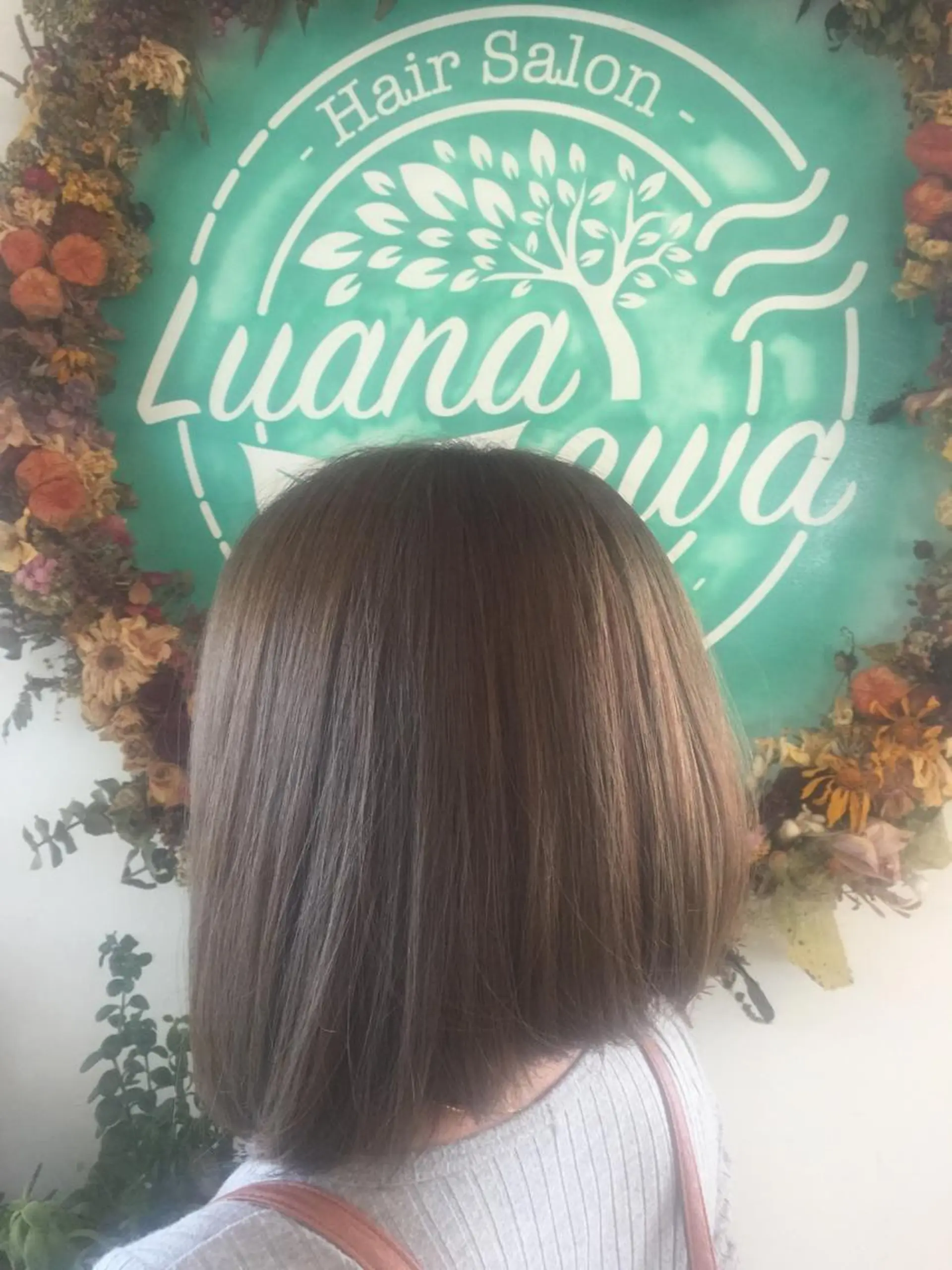 ショート カラー 嘉手納美容室 ルアナエヴァのヘアスタイル