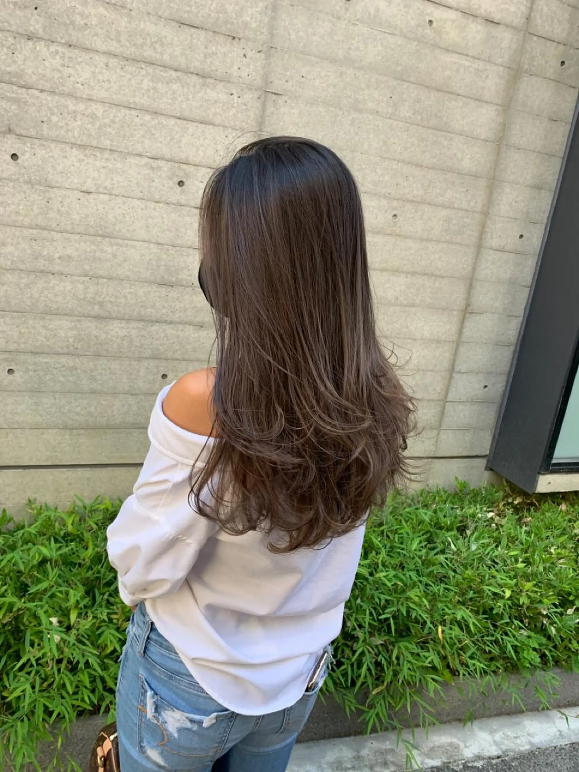 ロング カラー ダークグレー ダークグレージュ グレージュ 【完全マンツー 恵比寿】佐藤 翔のヘアスタイル