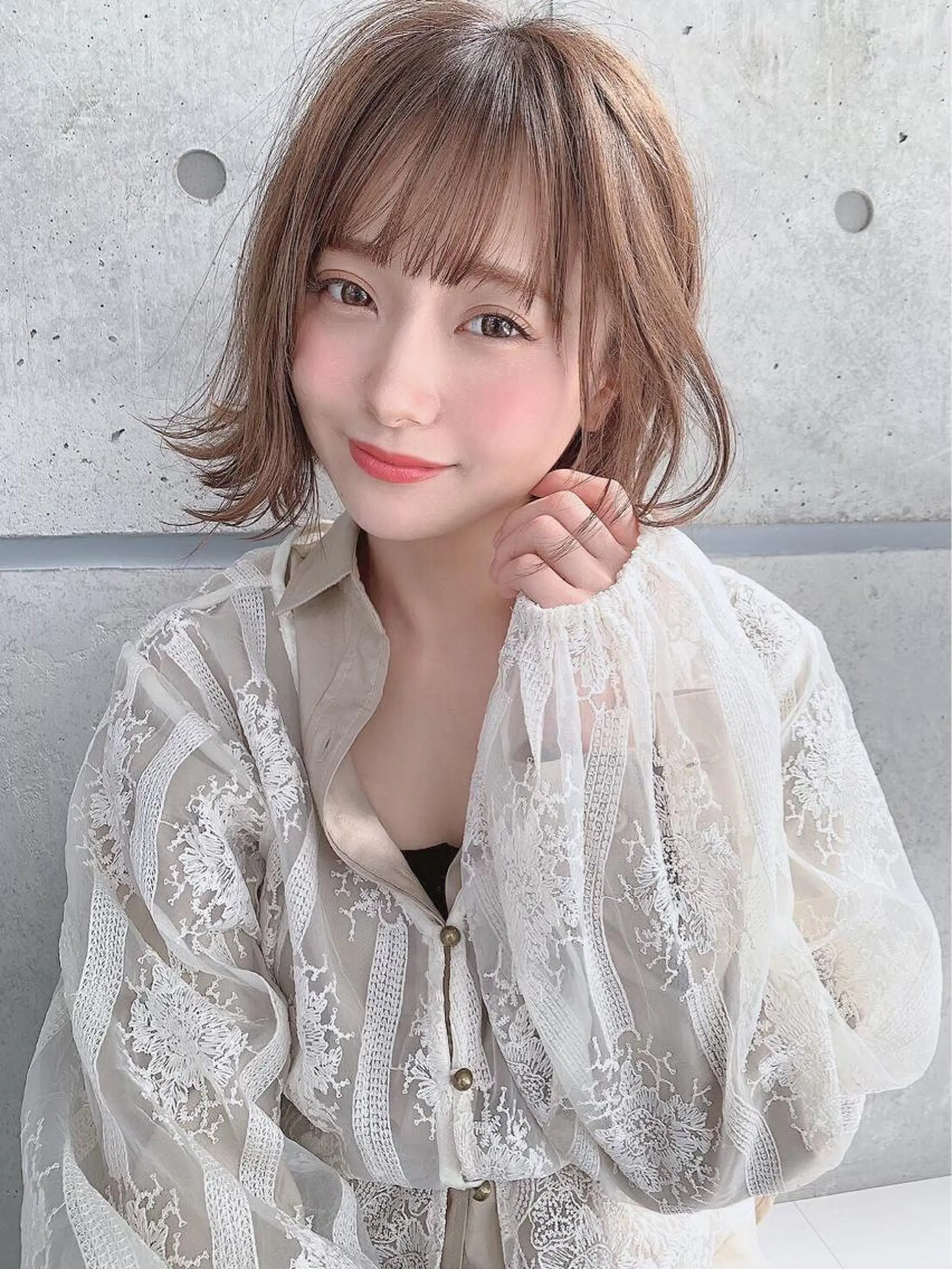 ミディアム カラー 💕上野美容師☁ ブリーチ💖サワのヘアスタイル