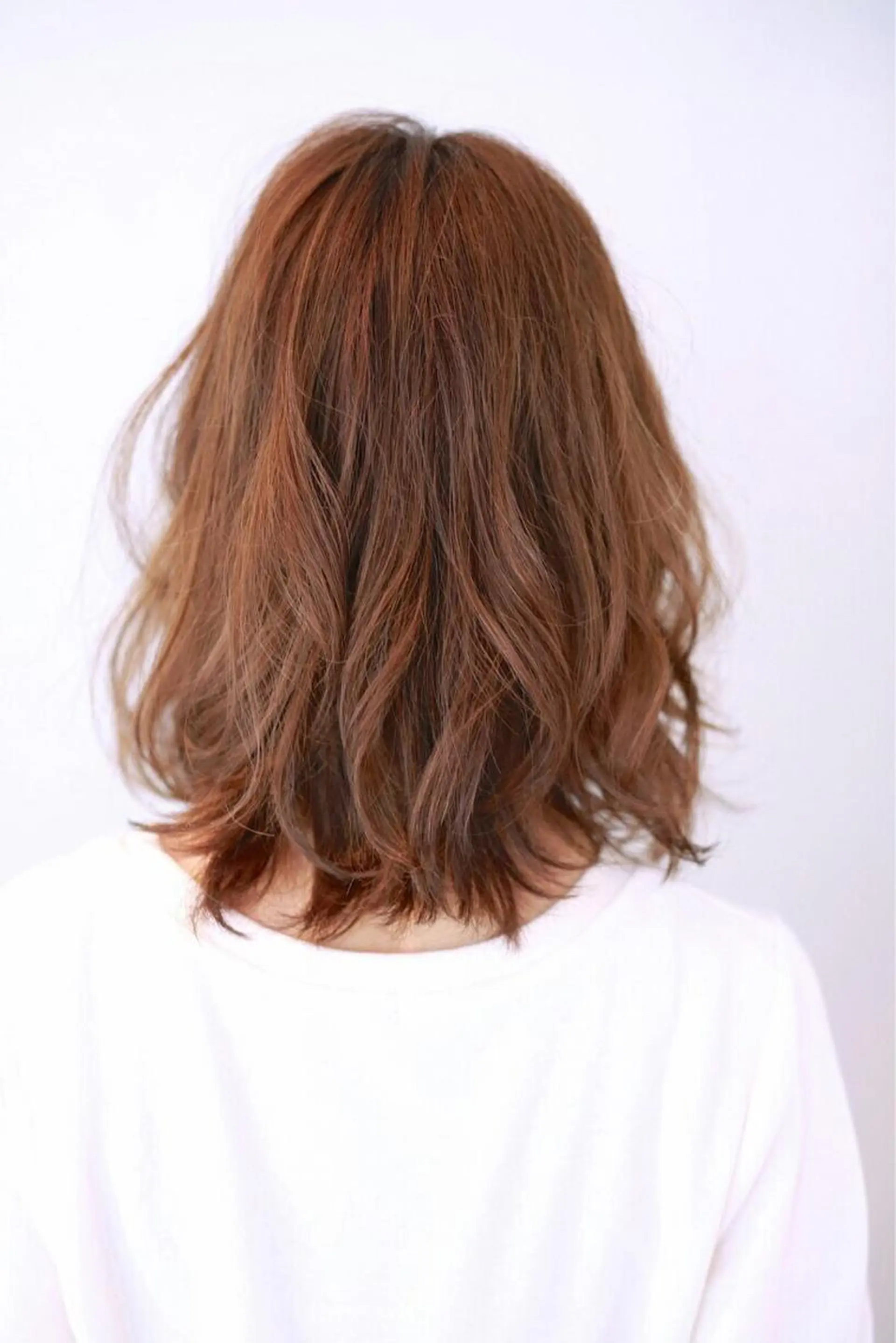 ミディアム カラー 菊池 貢平のヘアスタイル