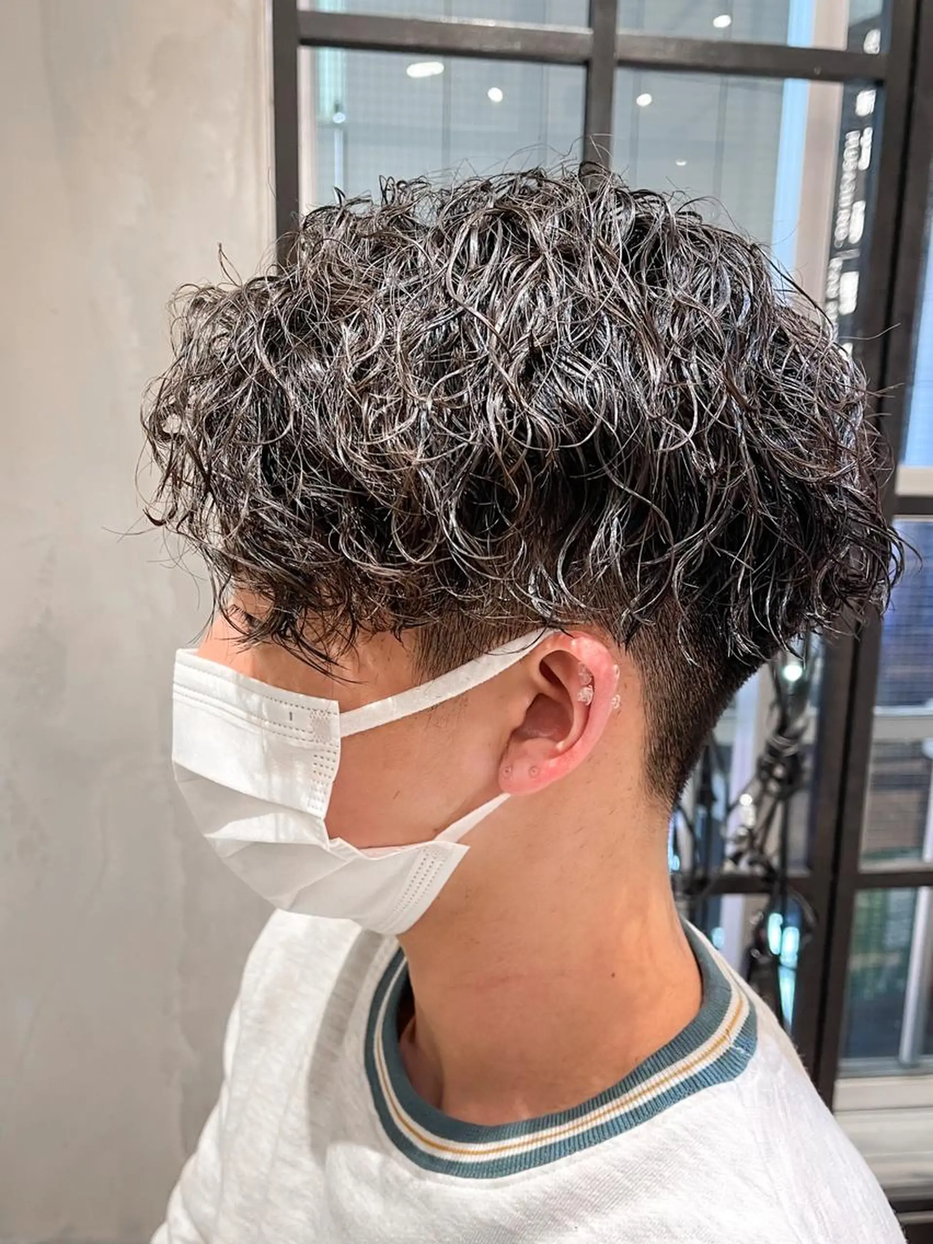 ショート パーマ メンズ メンズパーマ ツイストスパイラルパーマ スパイラルパーマ カット パーマ トリートメント ヘアセット 新宿メンズ専門 モテ清潔感パーマ特化のヘアスタイル