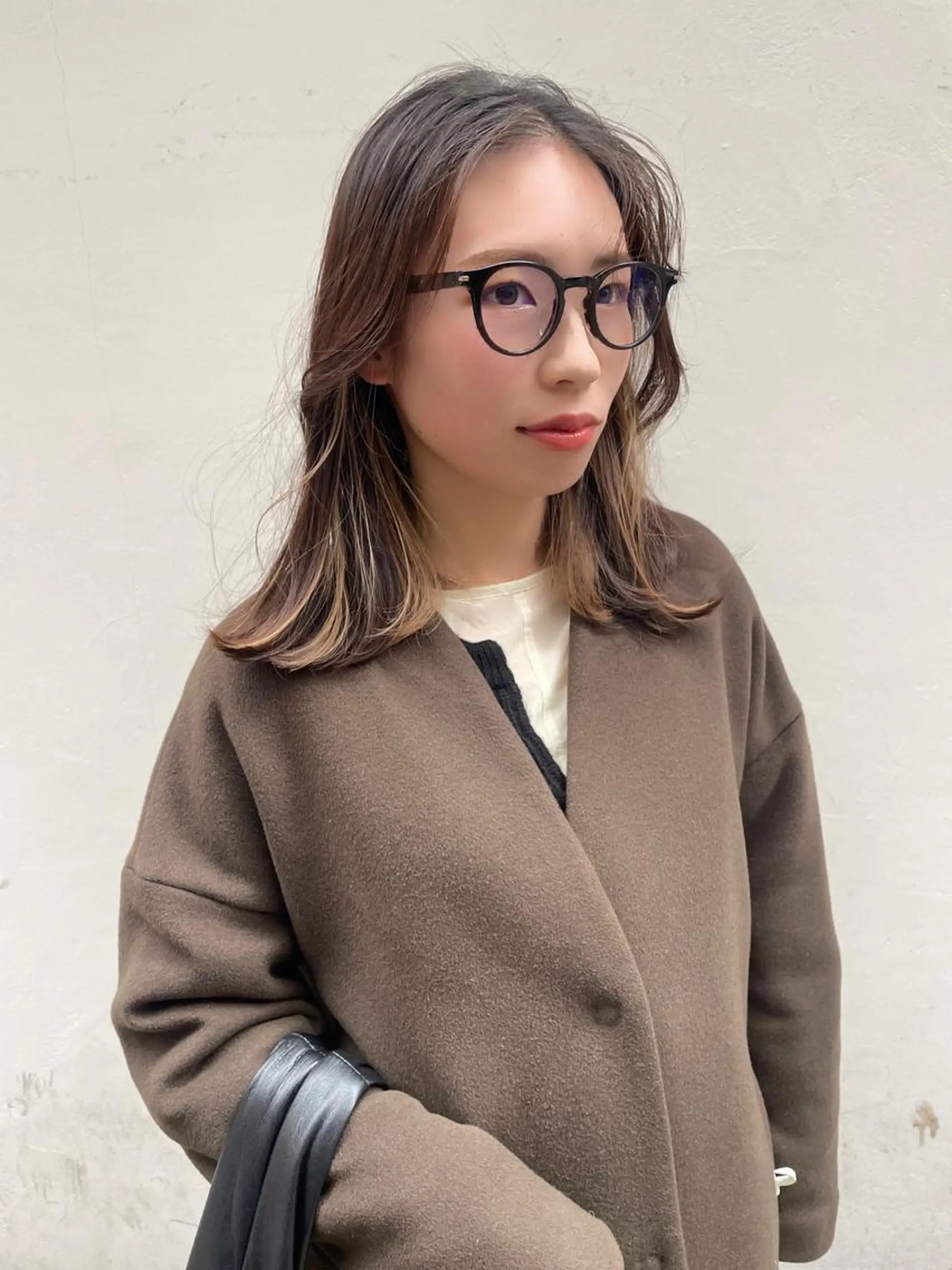 セミロング カット ヘアカラー トリートメント 倉辻 香奈子のヘアスタイル