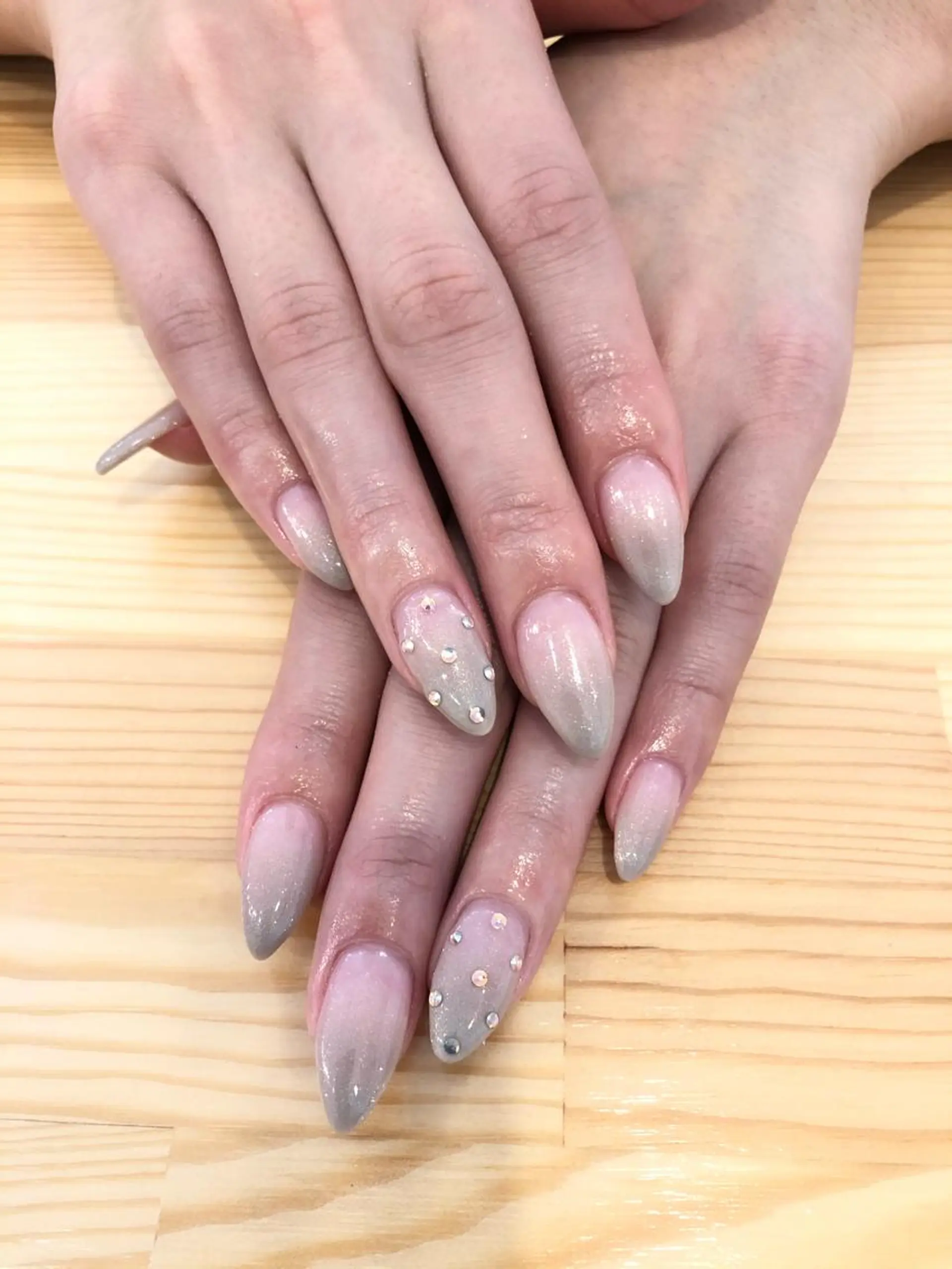 ネイル シンプルネイル ハンドネイル NAIL Alaia 𓇼のネイルデザイン
