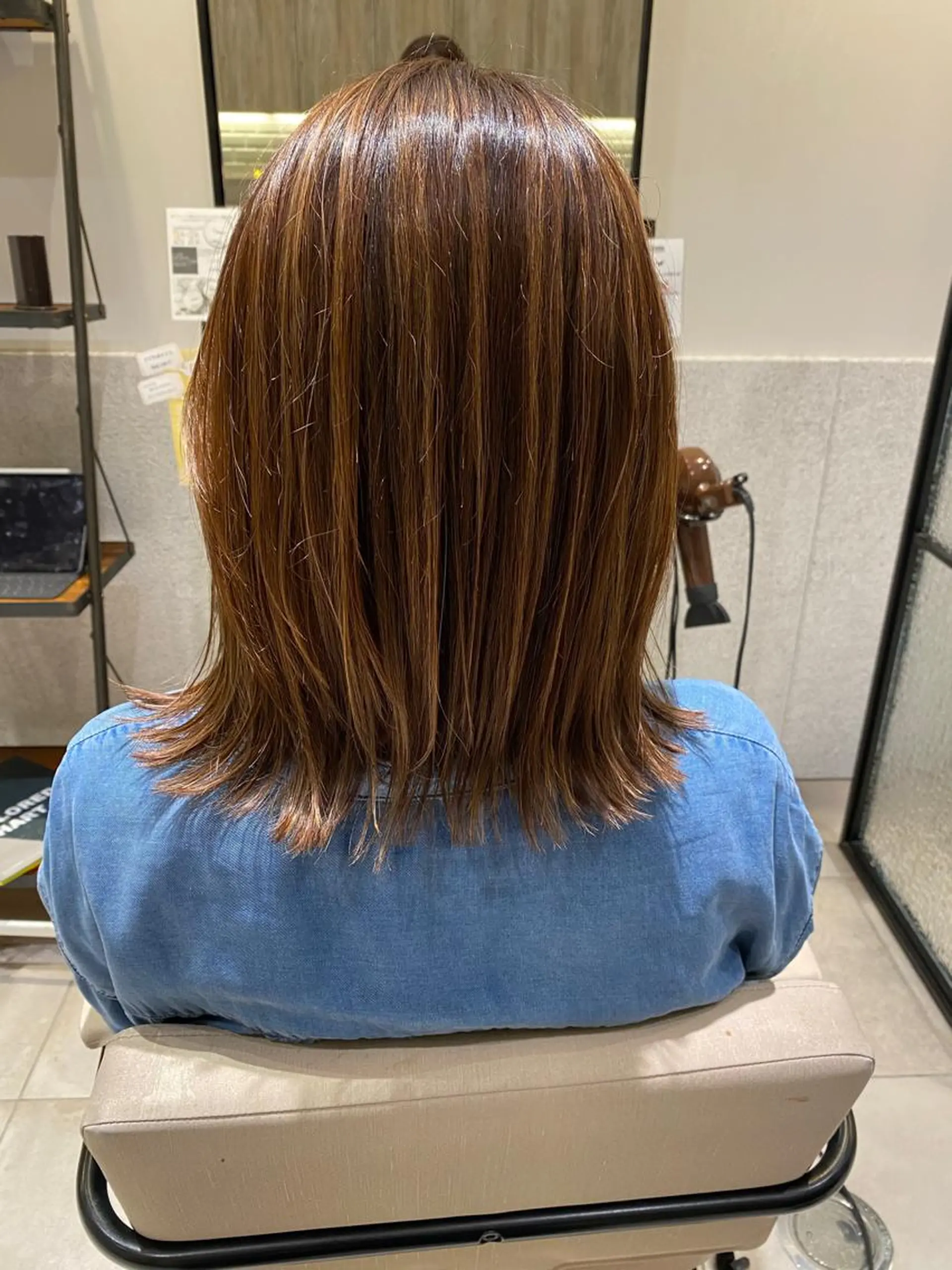 ミディアム カラー ハイライトカラー ハイライト 長津 健一郎のヘアスタイル