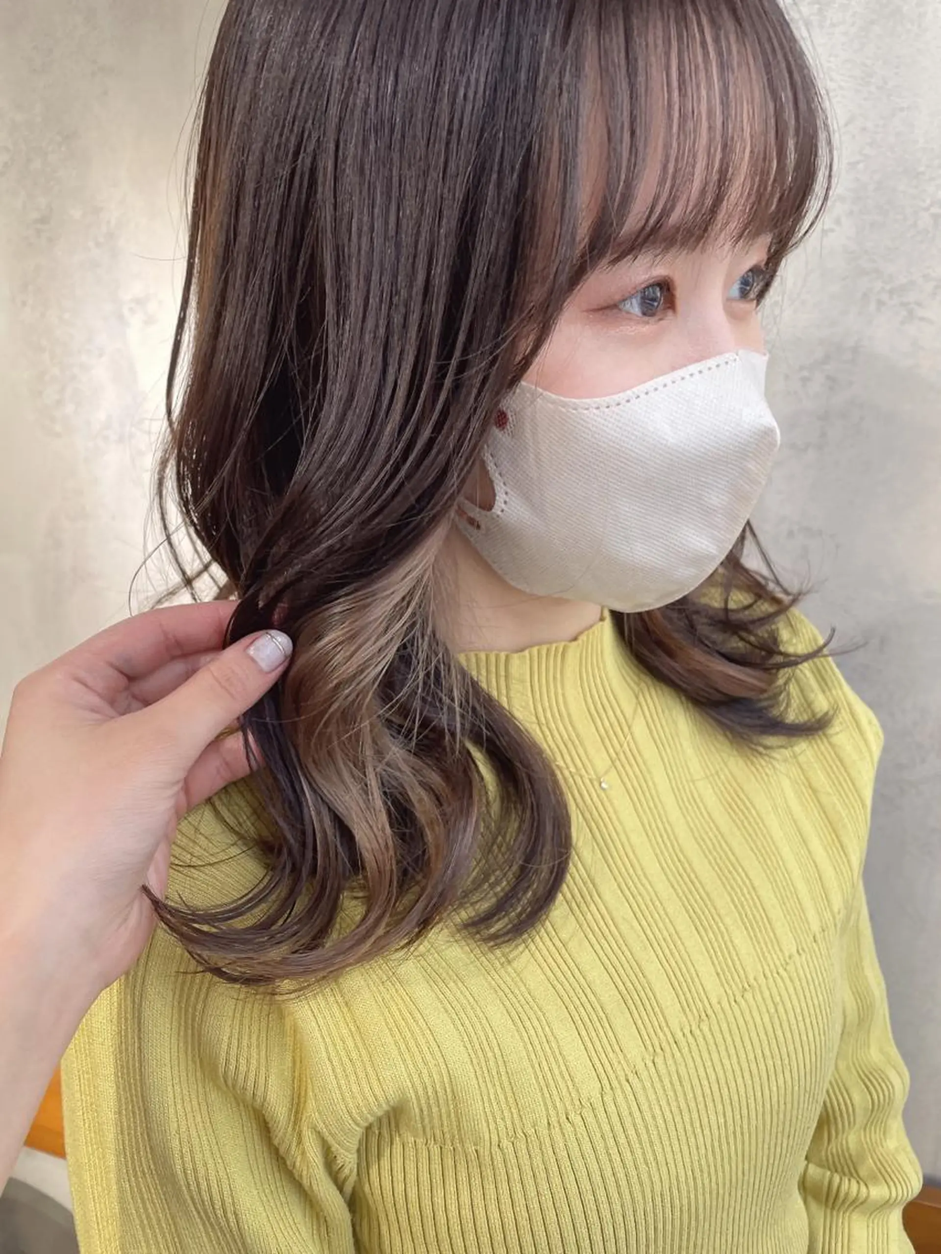 ミディアム カラー 梅田美容室 山崎海波のヘアスタイル