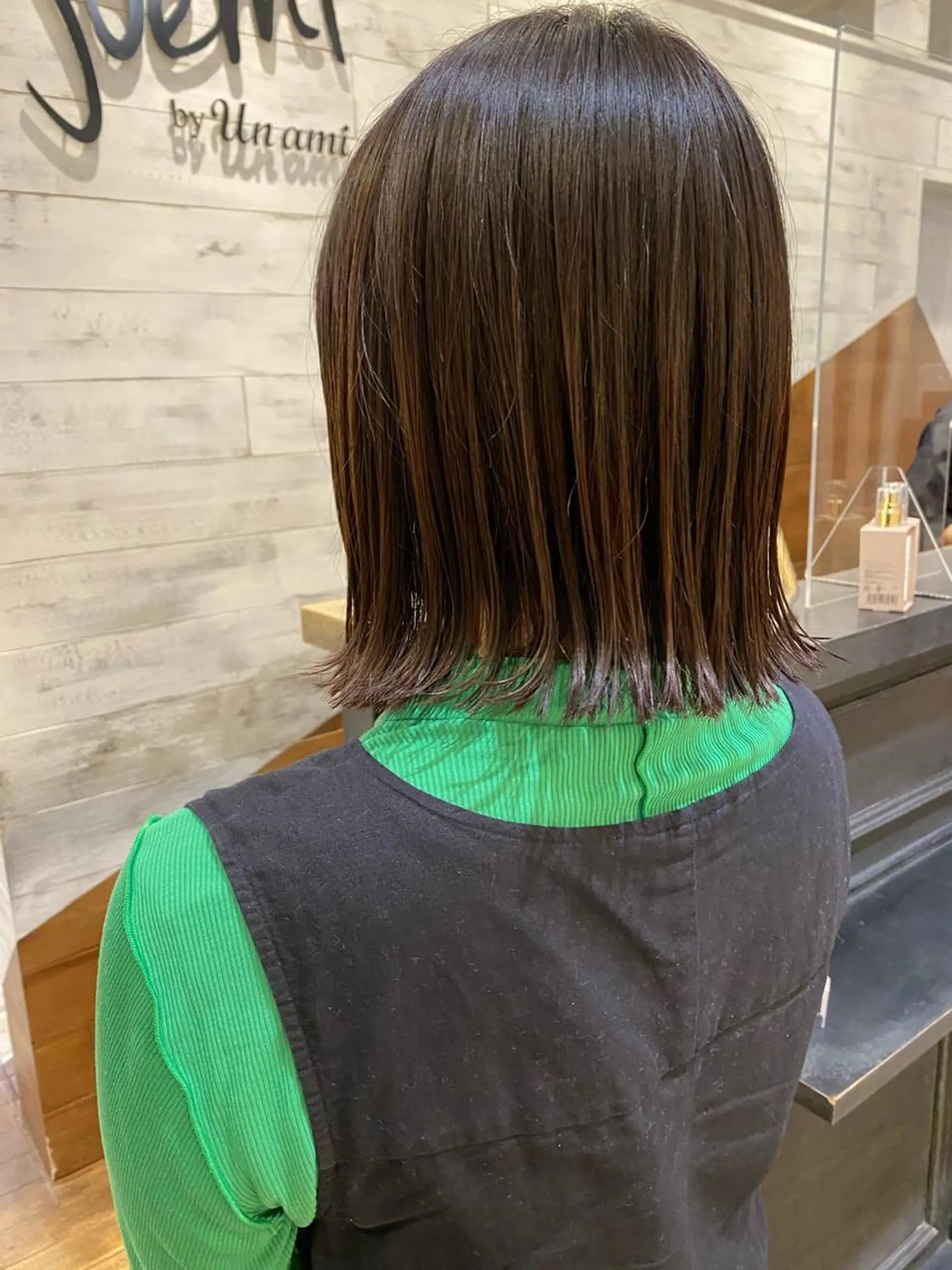 ミディアム 切りっぱなしボブ ボブ 栗原 瑞稀のヘアスタイル