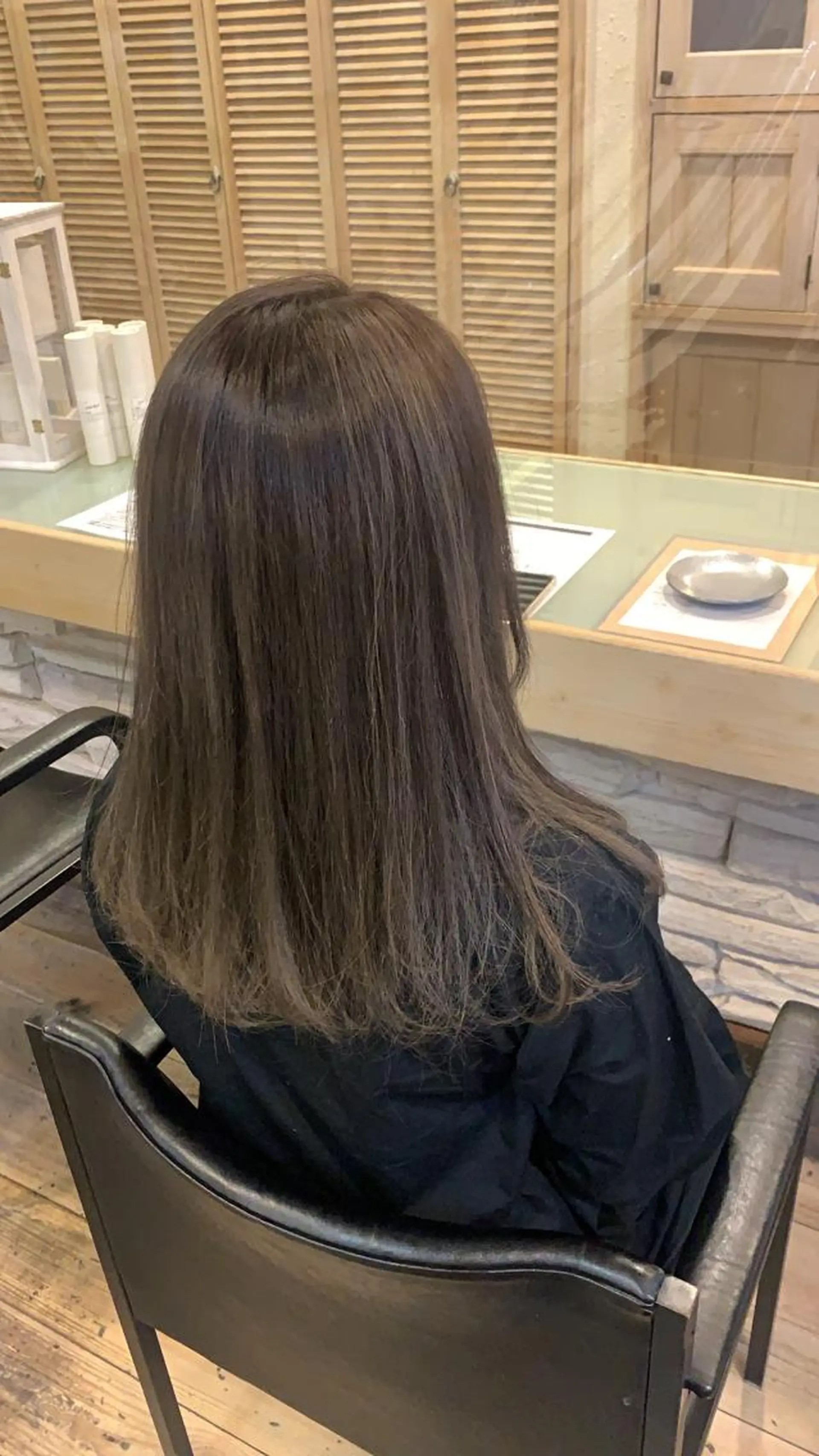 セミロング カラー 梶原 真帆のヘアスタイル
