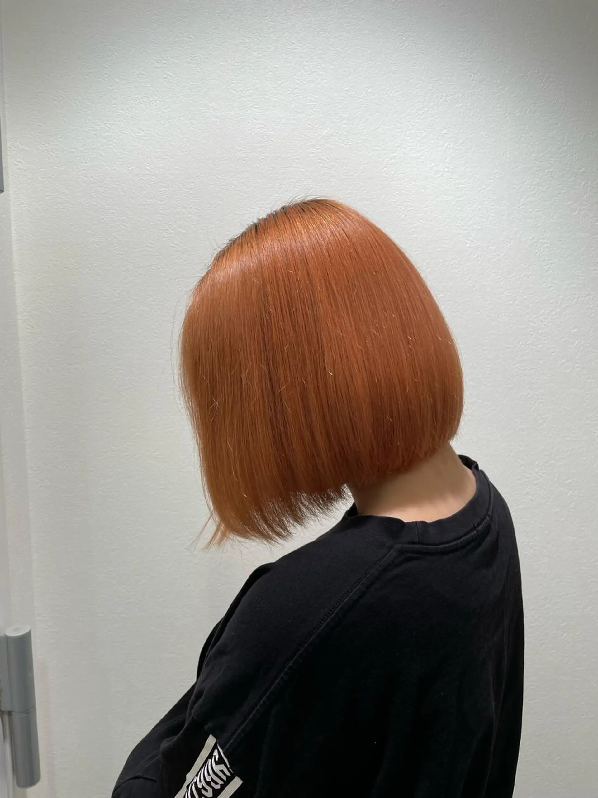 ミディアム カラー ブリーチ オレンジ 色川 優斗《髪質改善》のヘアスタイル