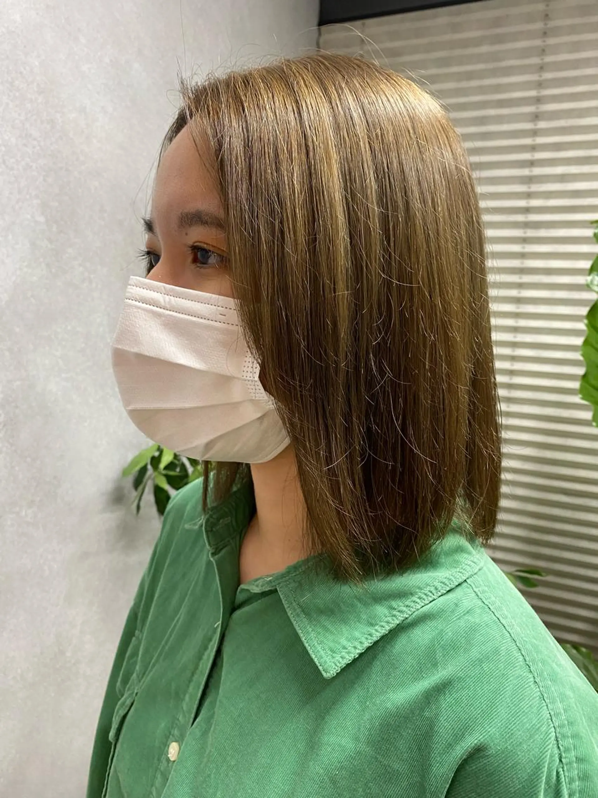 ミディアム 立野 希沙のヘアスタイル