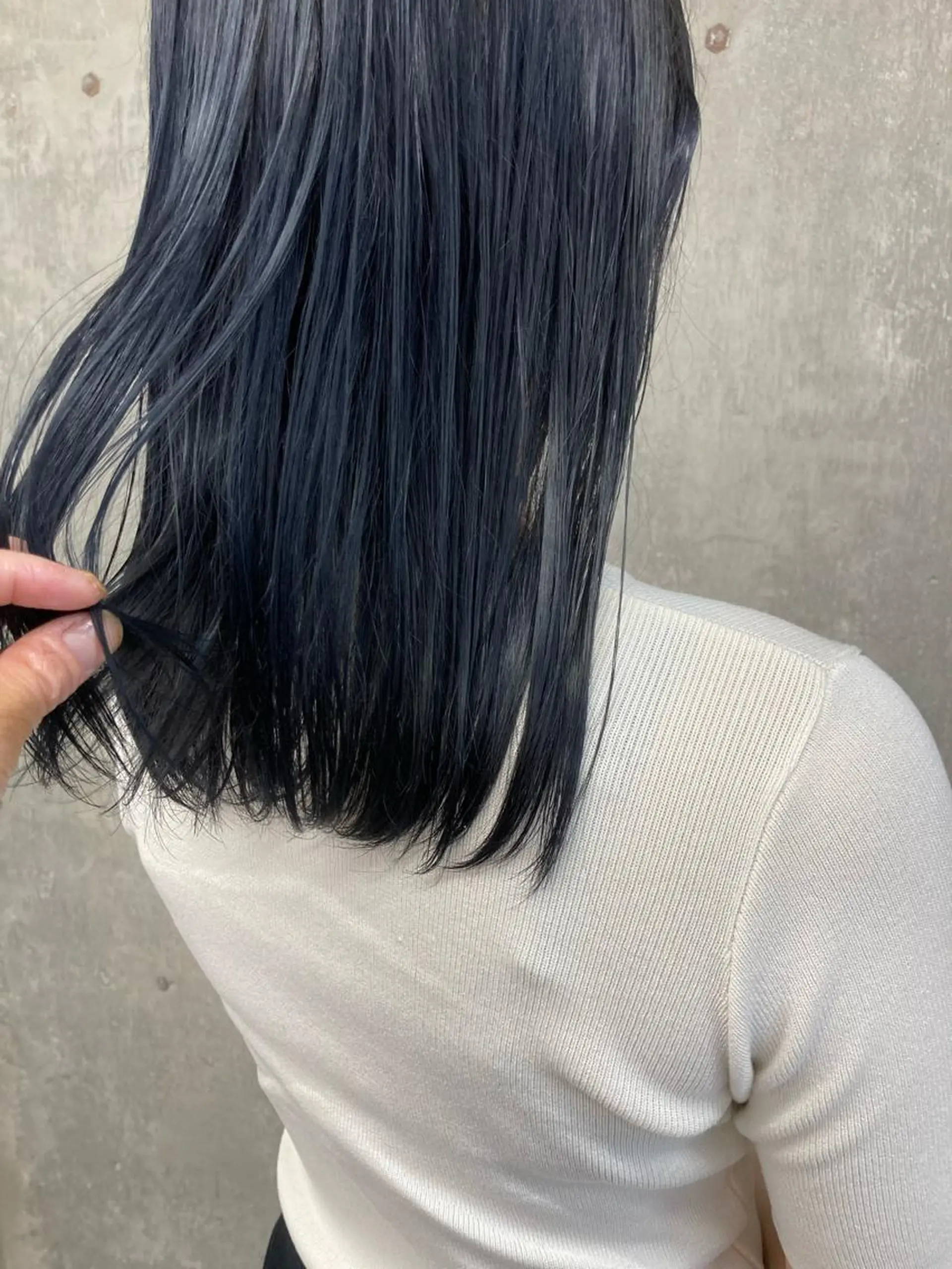 セミロング カラー ブルーカラー ネイビーカラー 小木曽智美 /ボブ/ショートのヘアスタイル