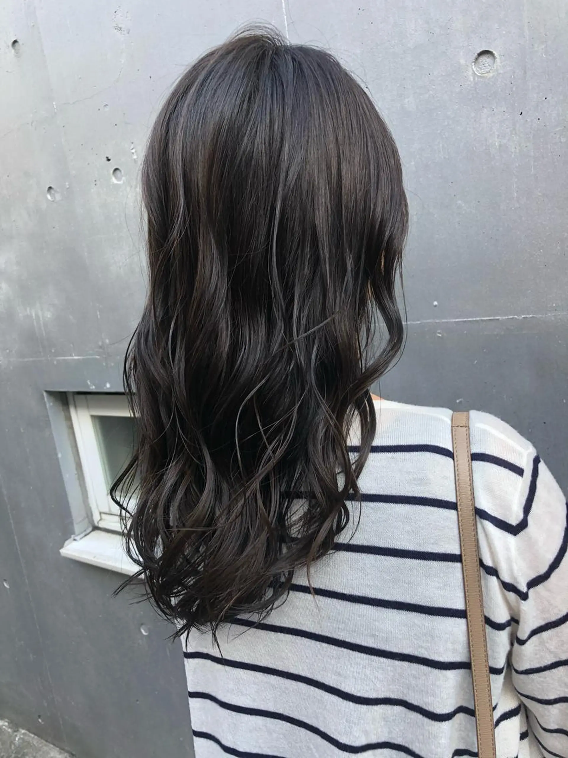 セミロング アッシュ ハイライト ヘアカラー お気に入り数2.3万 🏆SHO🏆のヘアスタイル