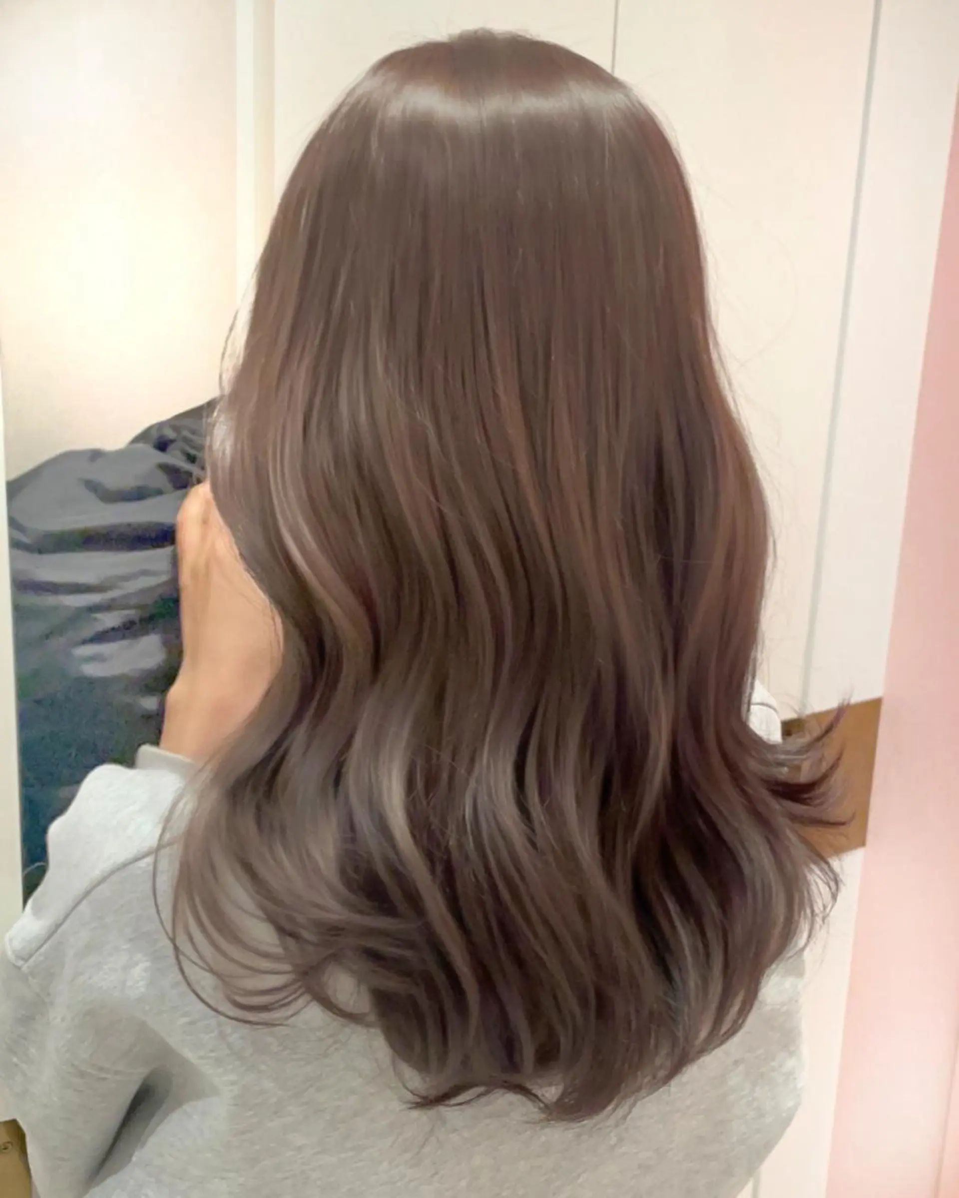 セミロング カラー ヘアアレンジ 🤎小顔レイヤー /ベージュ🤎友香のヘアスタイル