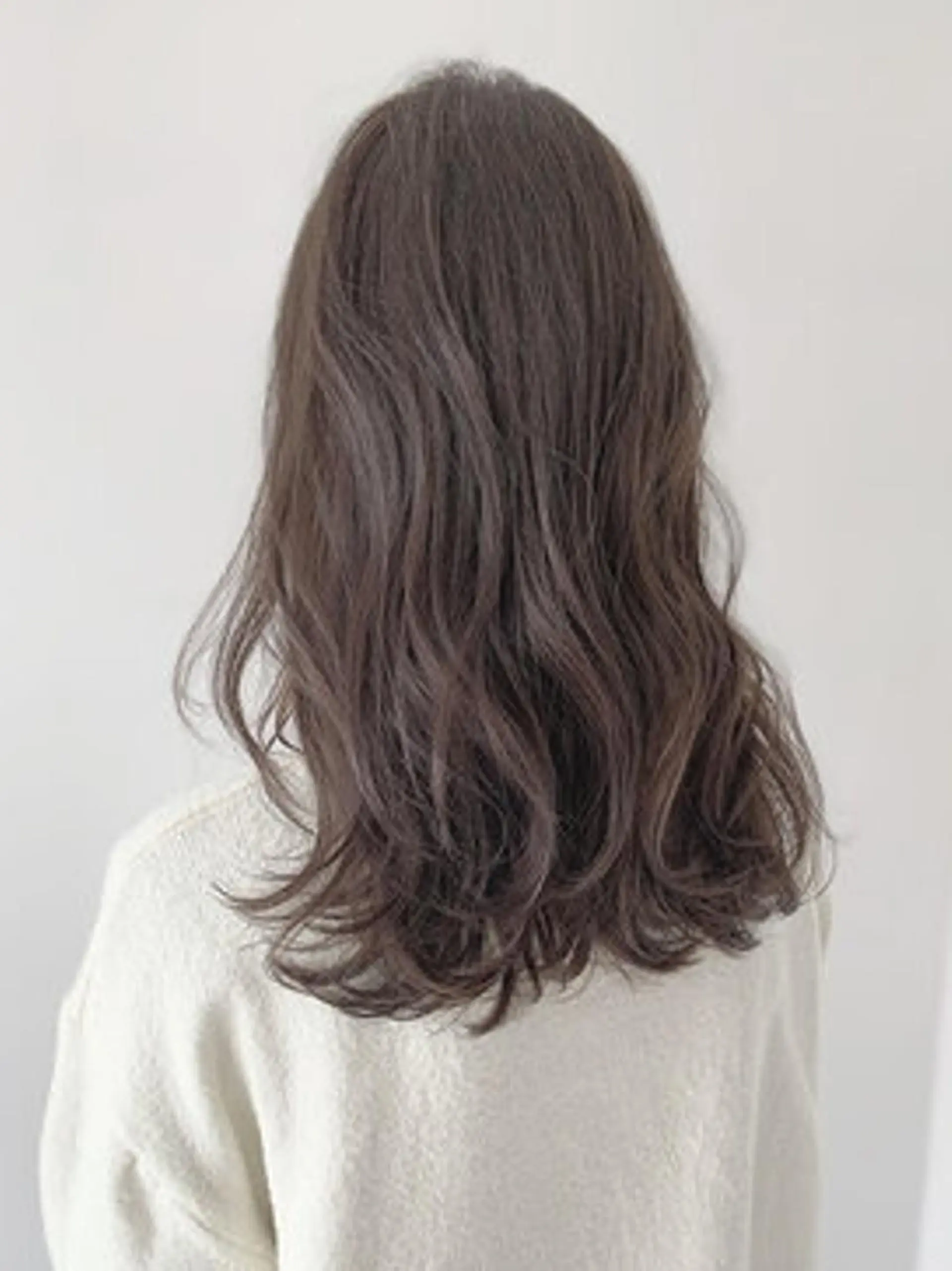 ロング パーマ カラー カット ヘアカラー LOOP 佐藤のヘアスタイル