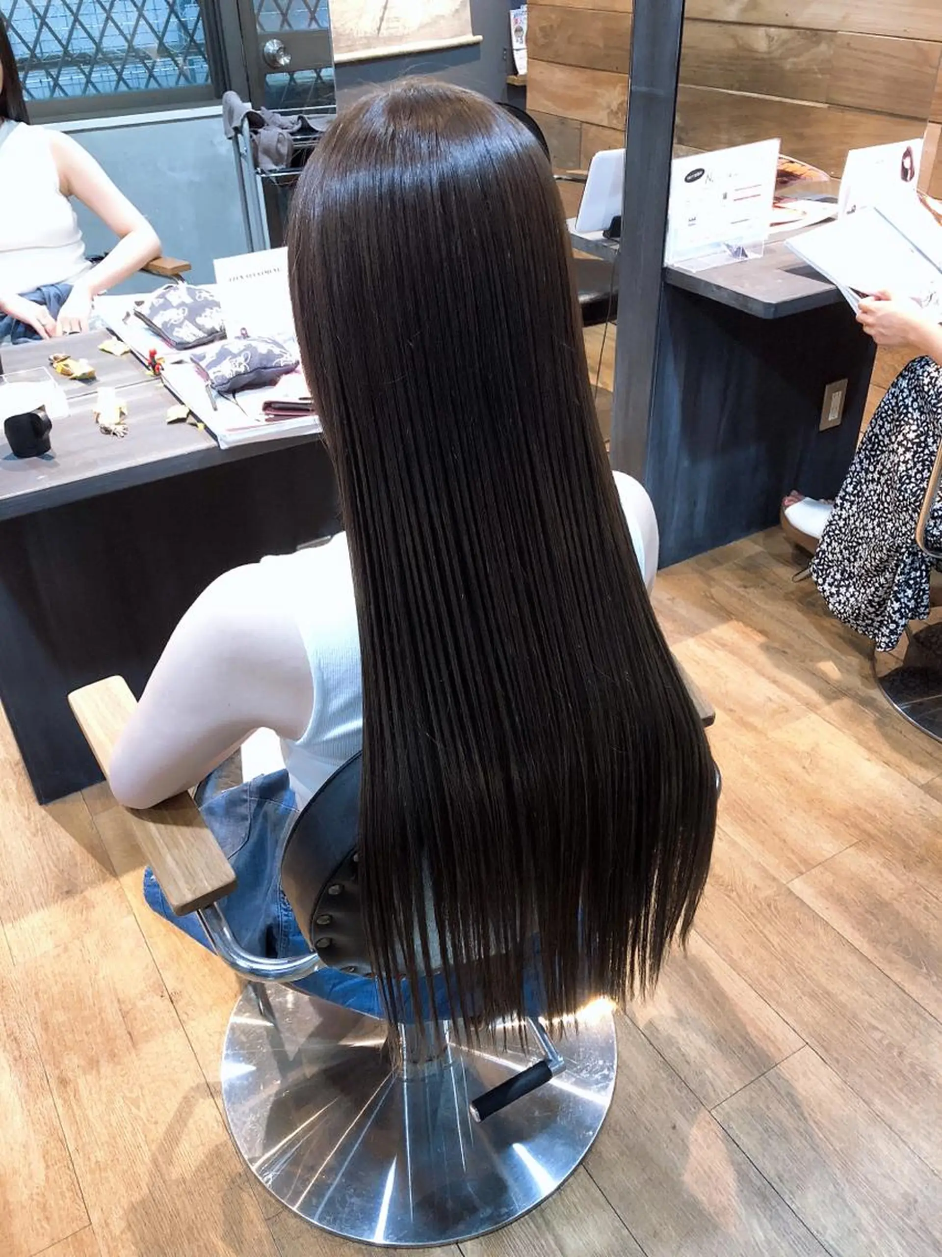 ロング 中村 優志のヘアスタイル