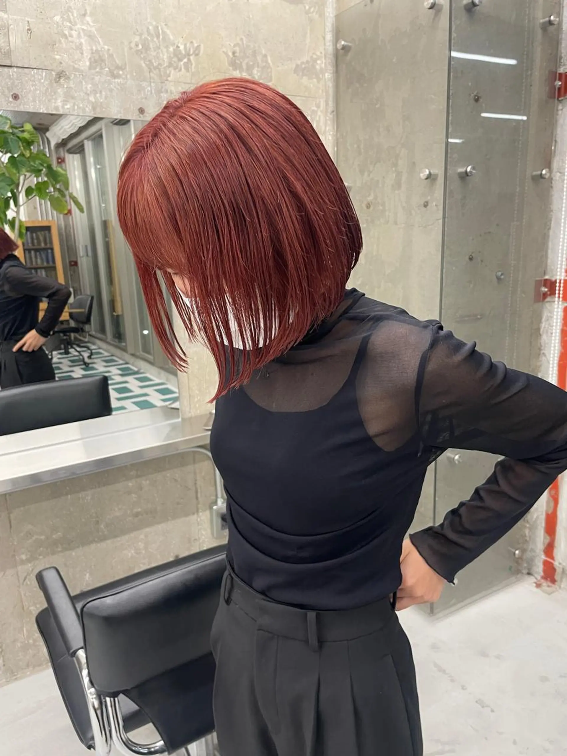 ミディアム カラー ボブ/ハイトーン YUIのヘアスタイル